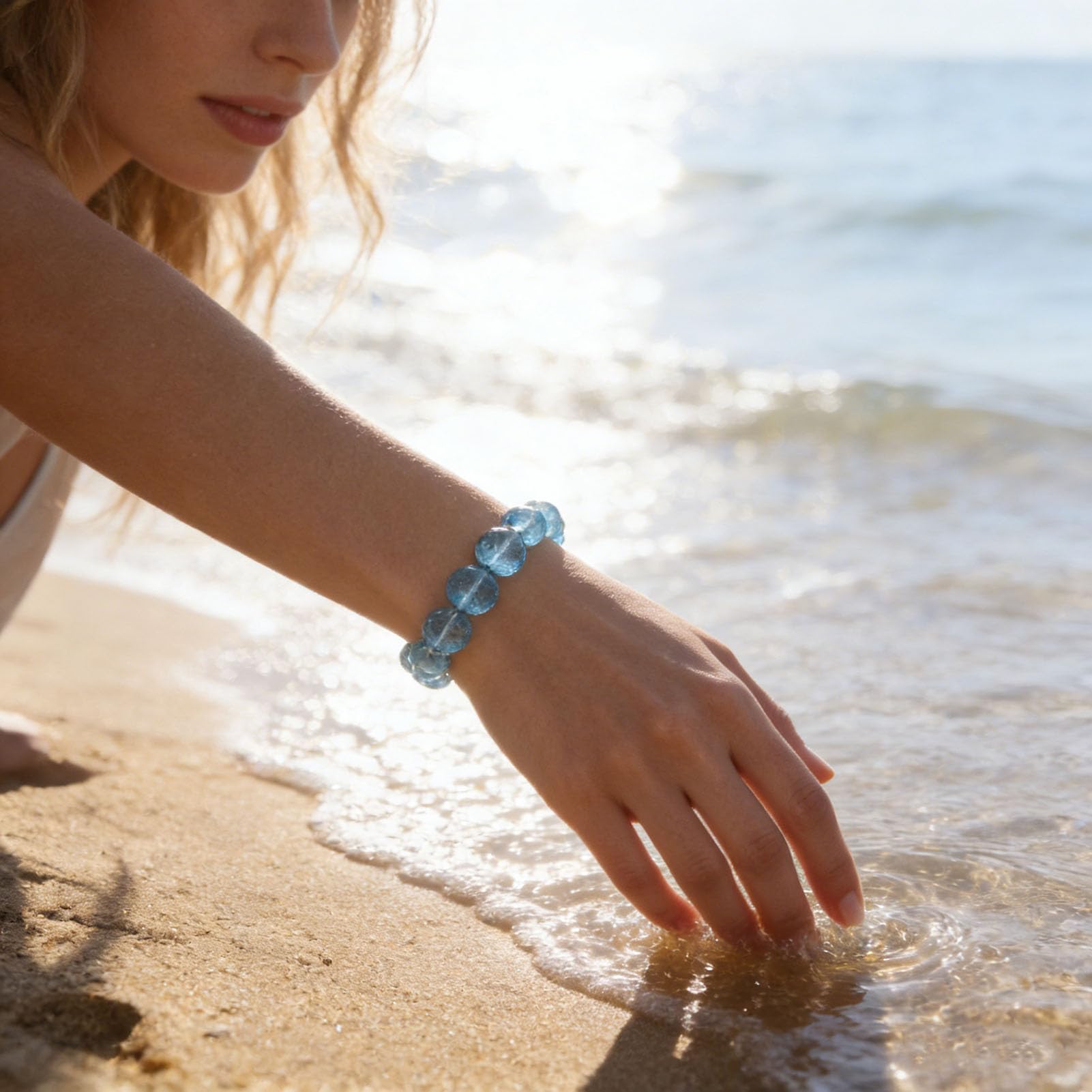 Pulsera de Piedra Aguamarina, Pulseras elásticas de Piedra auténtica, Pulsera de Cuentas de Cristal Azul Claro para la Paz y la claridad, joyería elástica Ajustable para Mujer,8MM