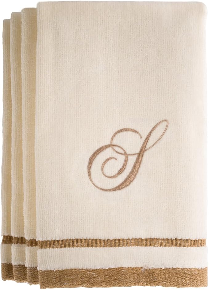 Monogrammed Gifts, Fingertip Towels, 11 x 18 Inches - Set of 4