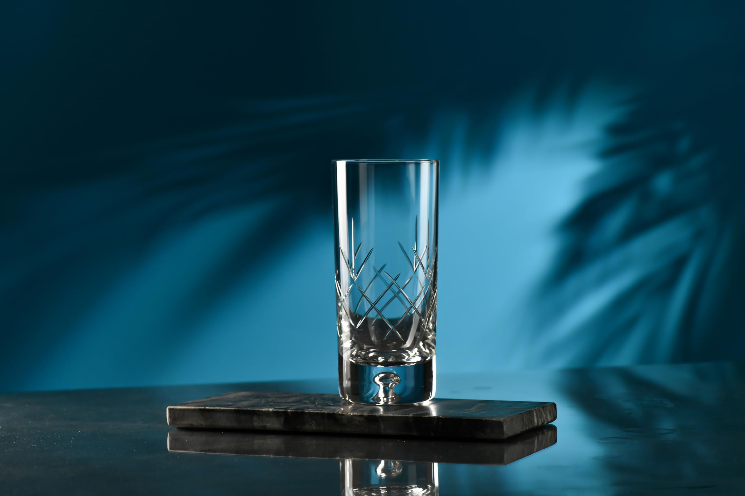 Krosno – Vasos para agua, zumos y bebidas de 300 ml – Juego de 4 piezas – Colección Saga – Cristal – Hechos a mano y tallados – Ideal como regalo