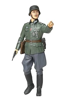ドイツ軍フィギュアです！身長は、32センチです！とてもリアルです！ Amazon | タミヤ 1/16 ワールドフィギュアシリーズ No.13 ドイツ