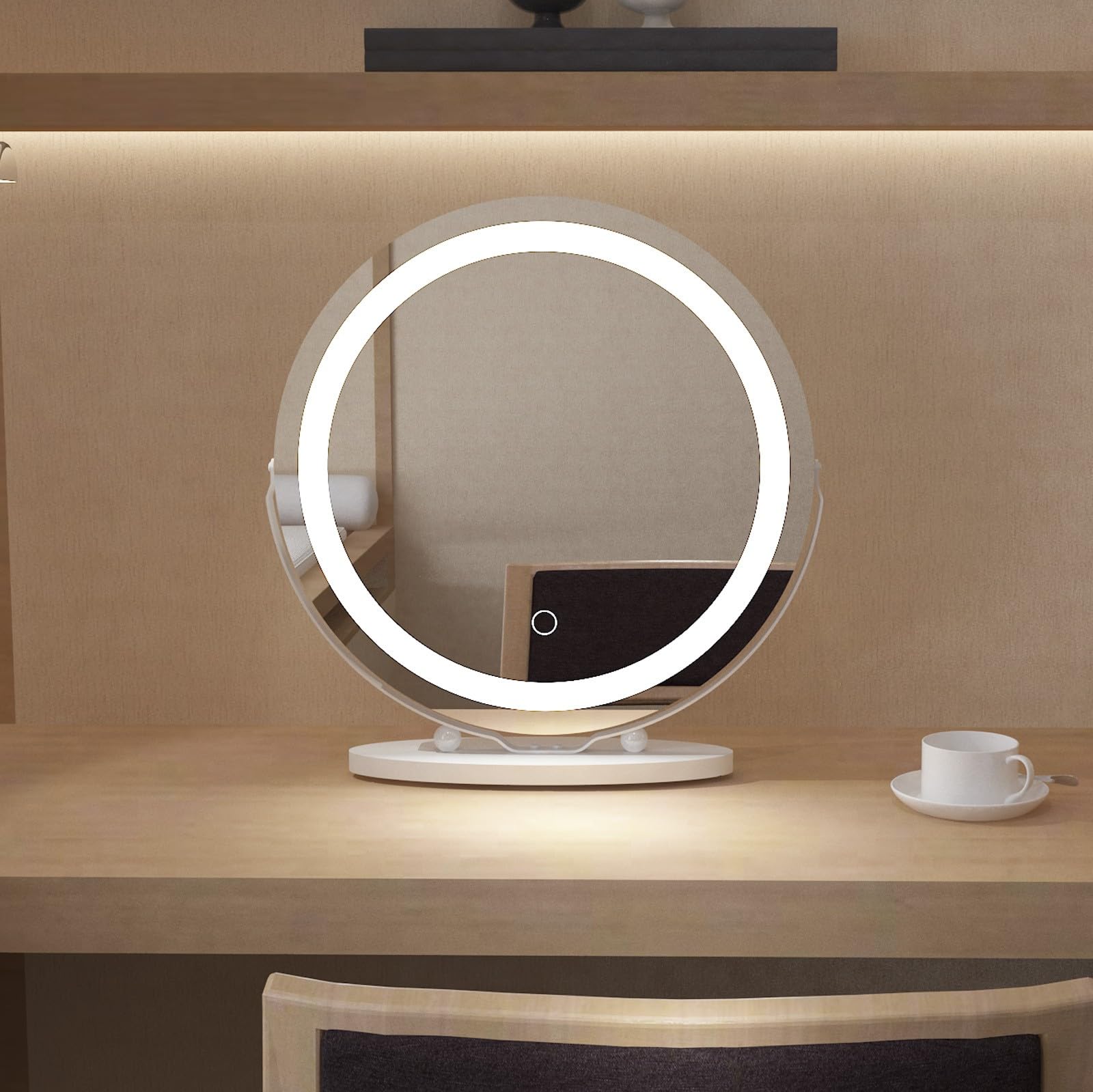 LISA Hollywood Espejo de Maquillaje con Luz LED Grande, 80x60cm Flamingueo Espejo Tocador 18 Bombillas, Ajustable 3 Modos de Luz, Táctil, Puerto USB,Espejo x10 Aumento Makeup, Mesa y Pared