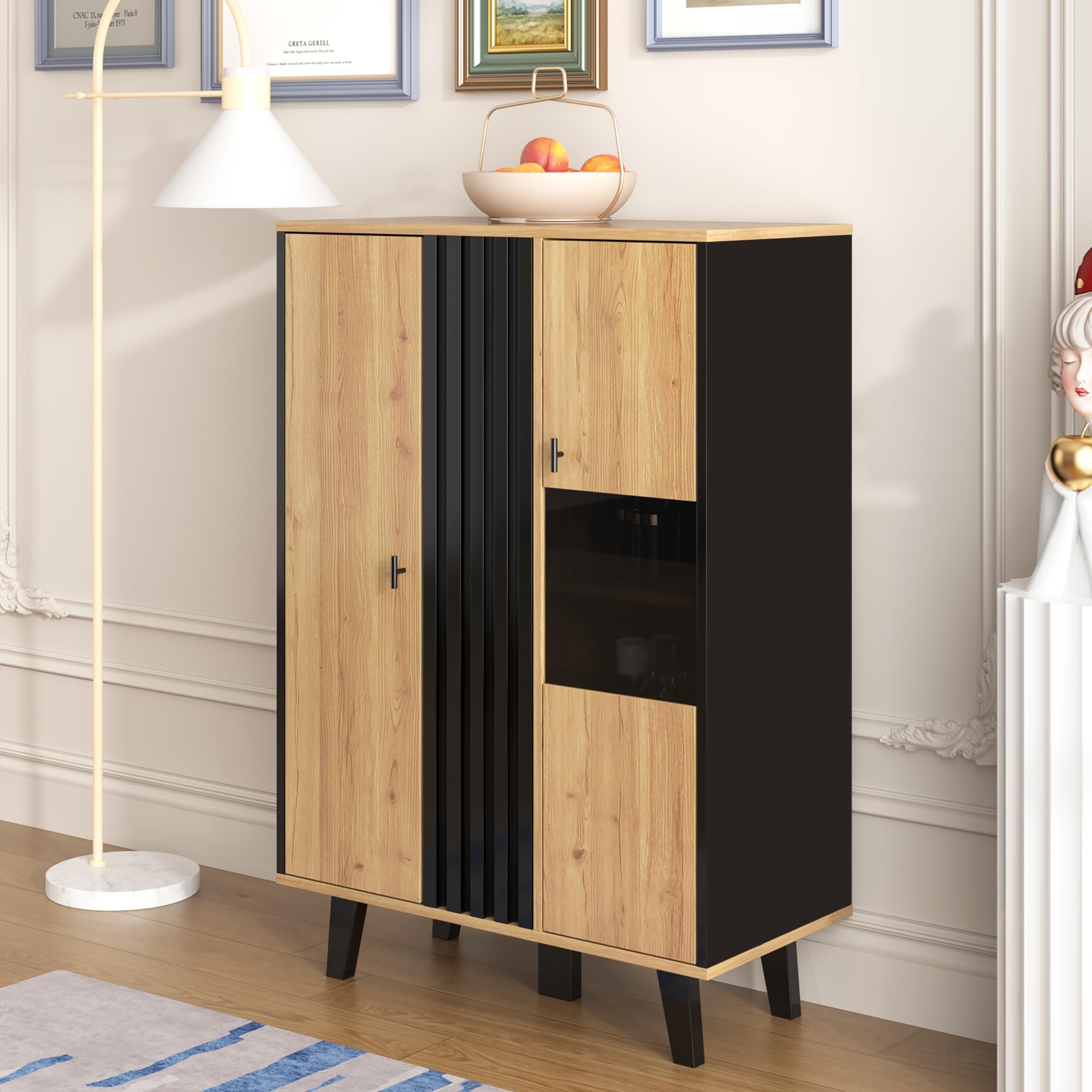 KAZZIO Armarios auxiliares, aparador, vitrinas con cristal e iluminación LED. Contiene laminados, una combinación de colores negro y madera, diseño único de rayas de madera negra