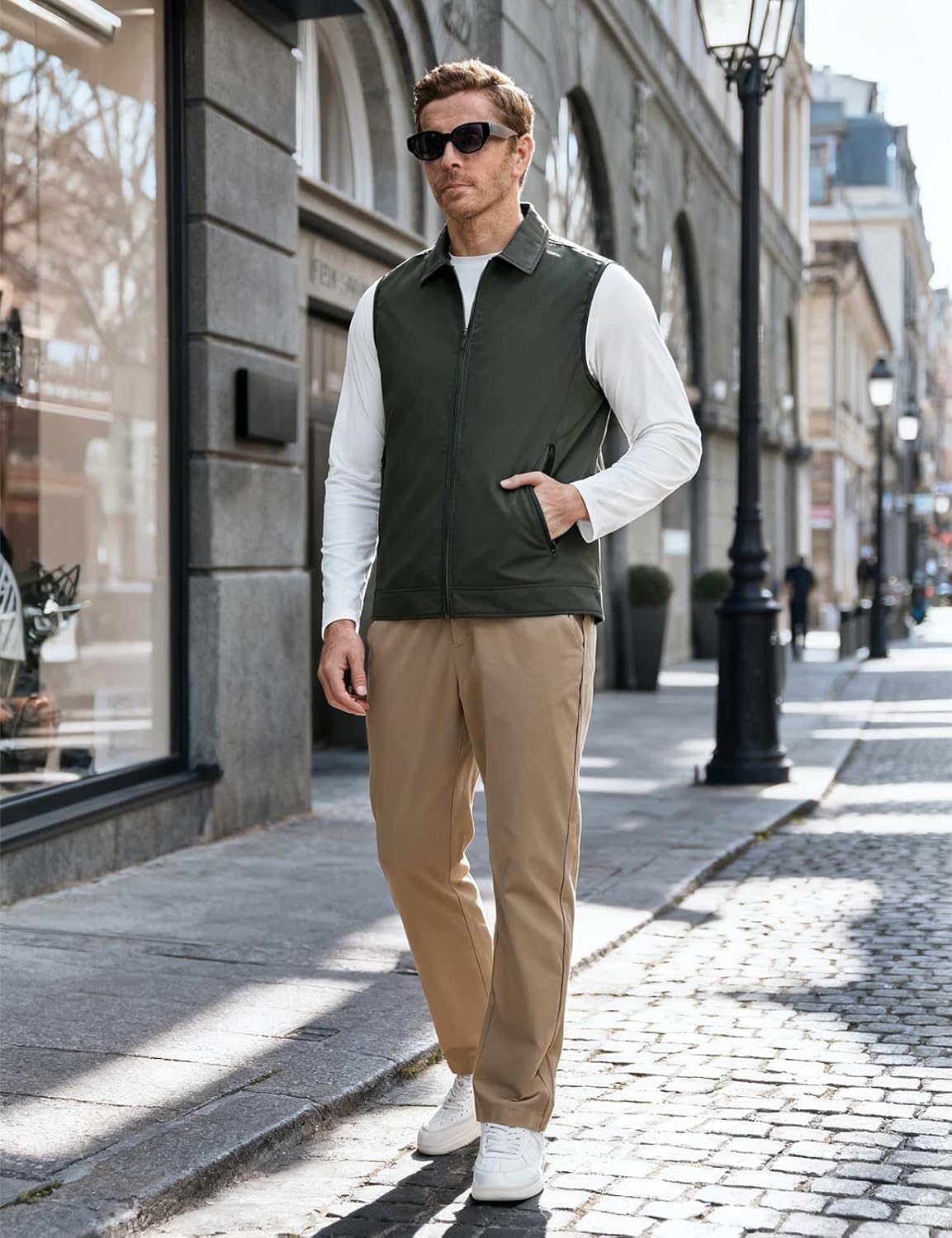 Rdruko Men's Golf Vest Lightweight Outerwear Windproof Water Resistant Grid Lining Vest with Zipper Pockets for Casual - Image 3