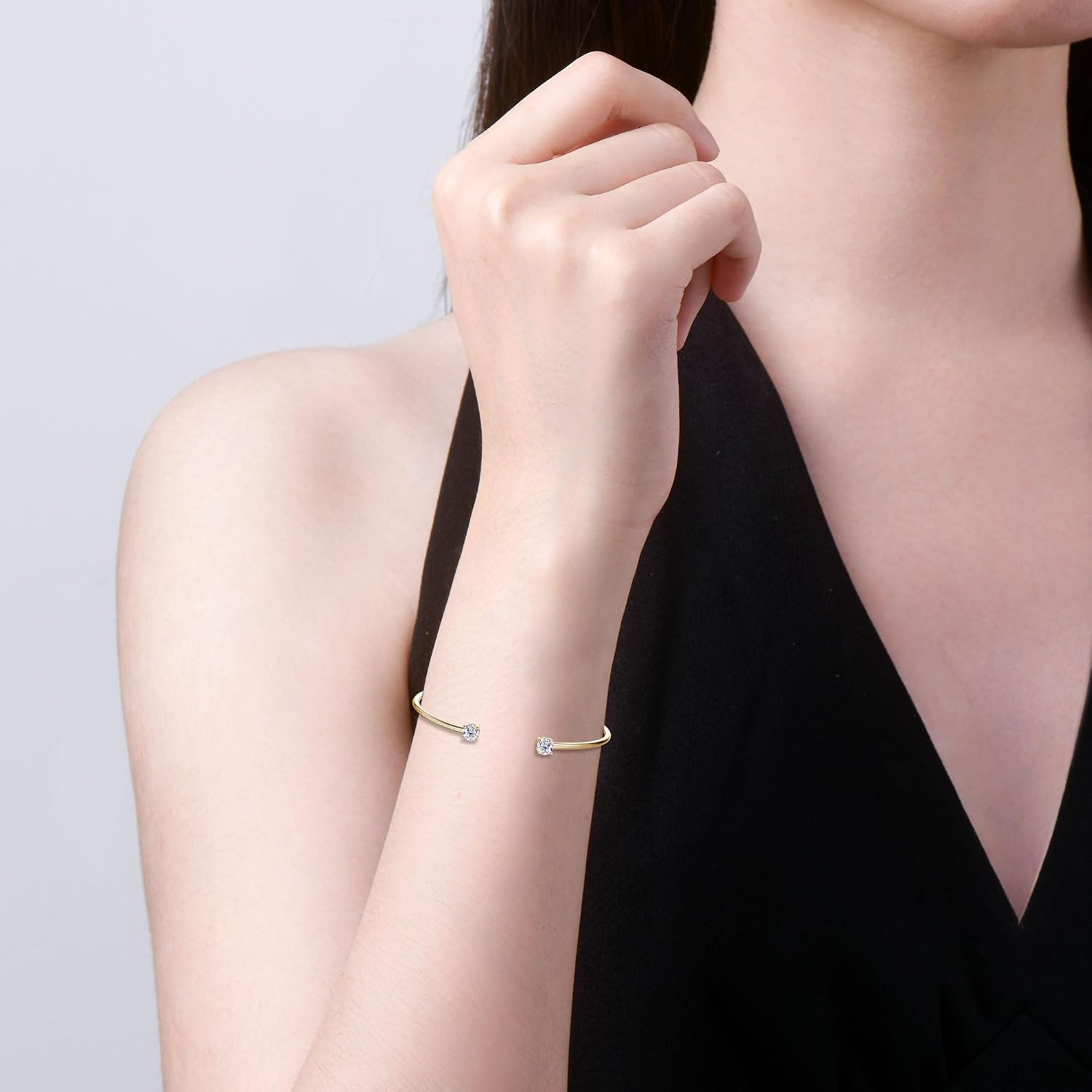 Moissanite Cuff Bracelet for Women, 1.0cttw D Color VVS1 Round Moissanite Bracelet fit 7" Below Wrist, 925 Silver Open Bangle for Wife or Mom Birthday Gifts