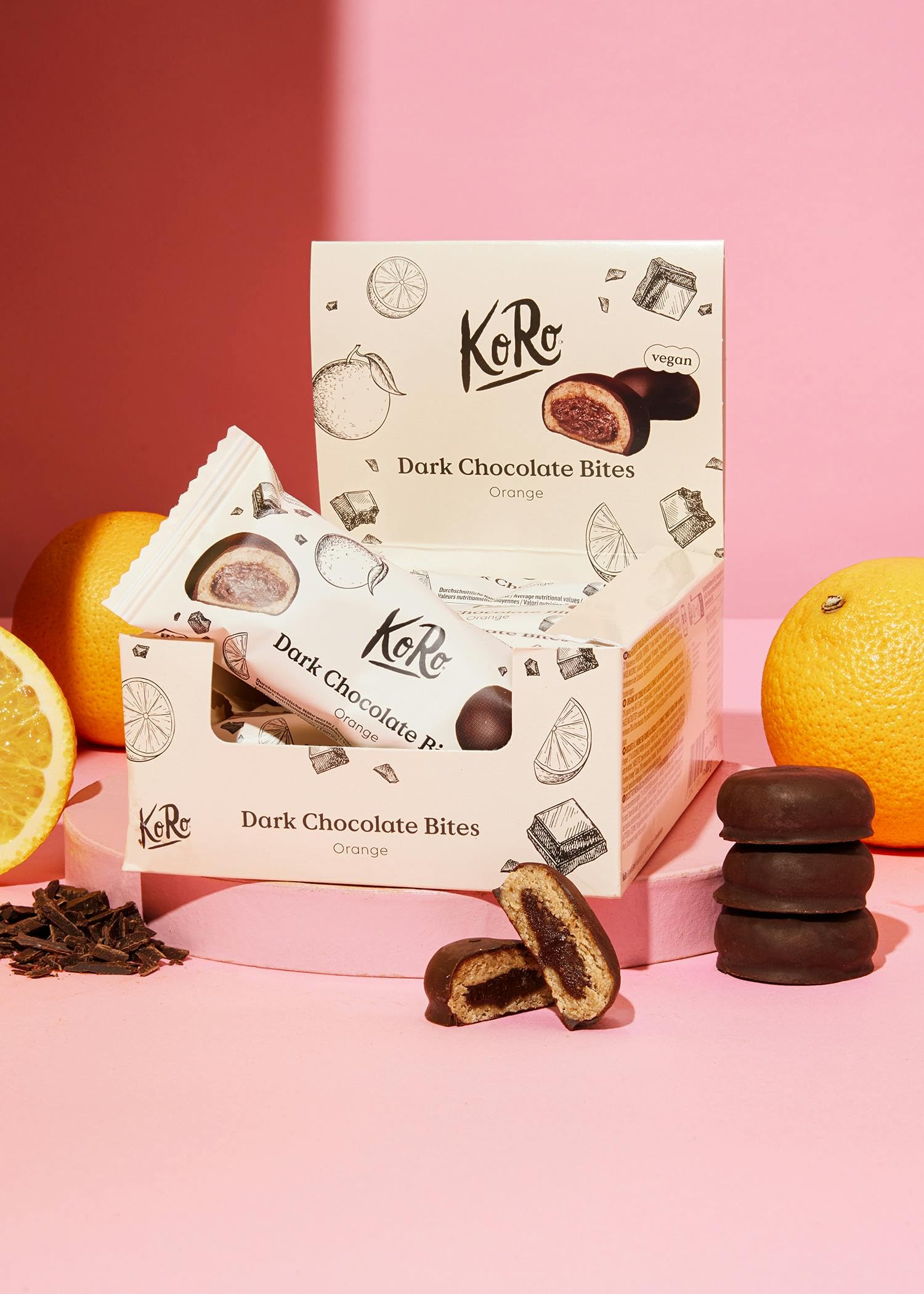 KoRo - Palline di cioccolato fondente ripiene all'arancia bio - 12 x 2 x 20 g - A base di avena e anacardi - Con ripieno fruttato all'arancia - vegan