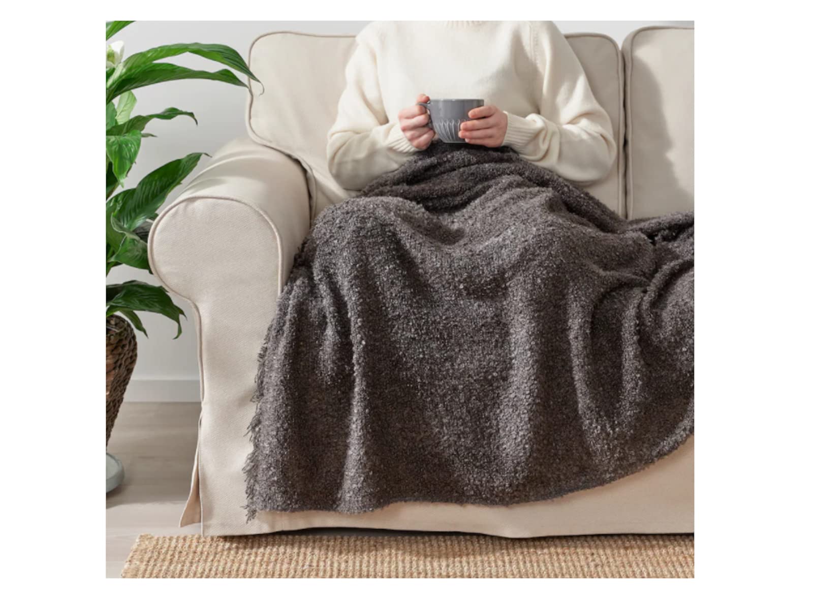 Ikea Evali Throw, Dark grey130x170 cm (51x67", fade_resistant, lyocell, acrylic & polyester) — Amazon image 2