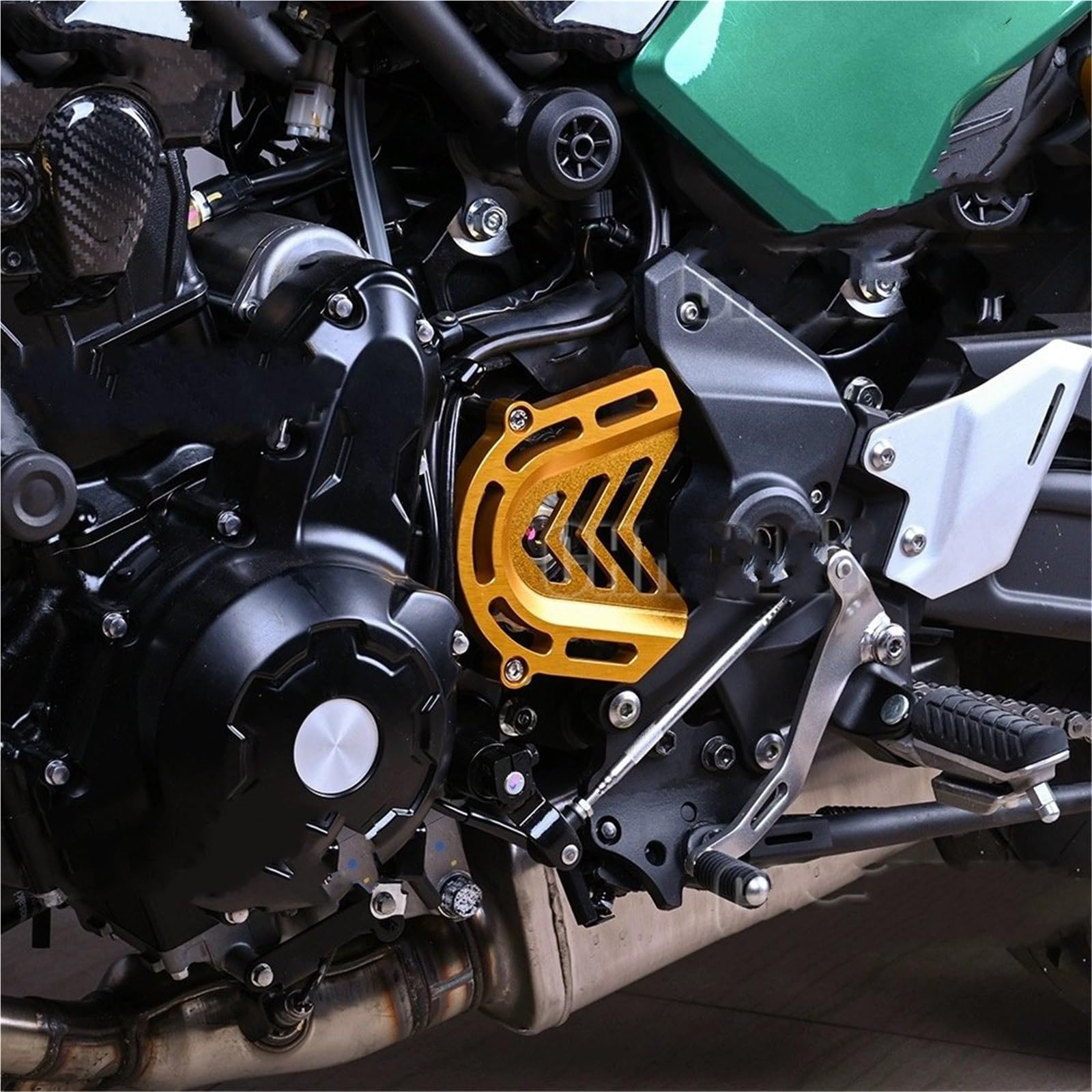 Kettenradabdeckung Ritzel Abdeckung Crash Protector Rahmen Slider Passt Für Kawasaki Z650RS ChainGuards Riemenscheibe Stabilisator