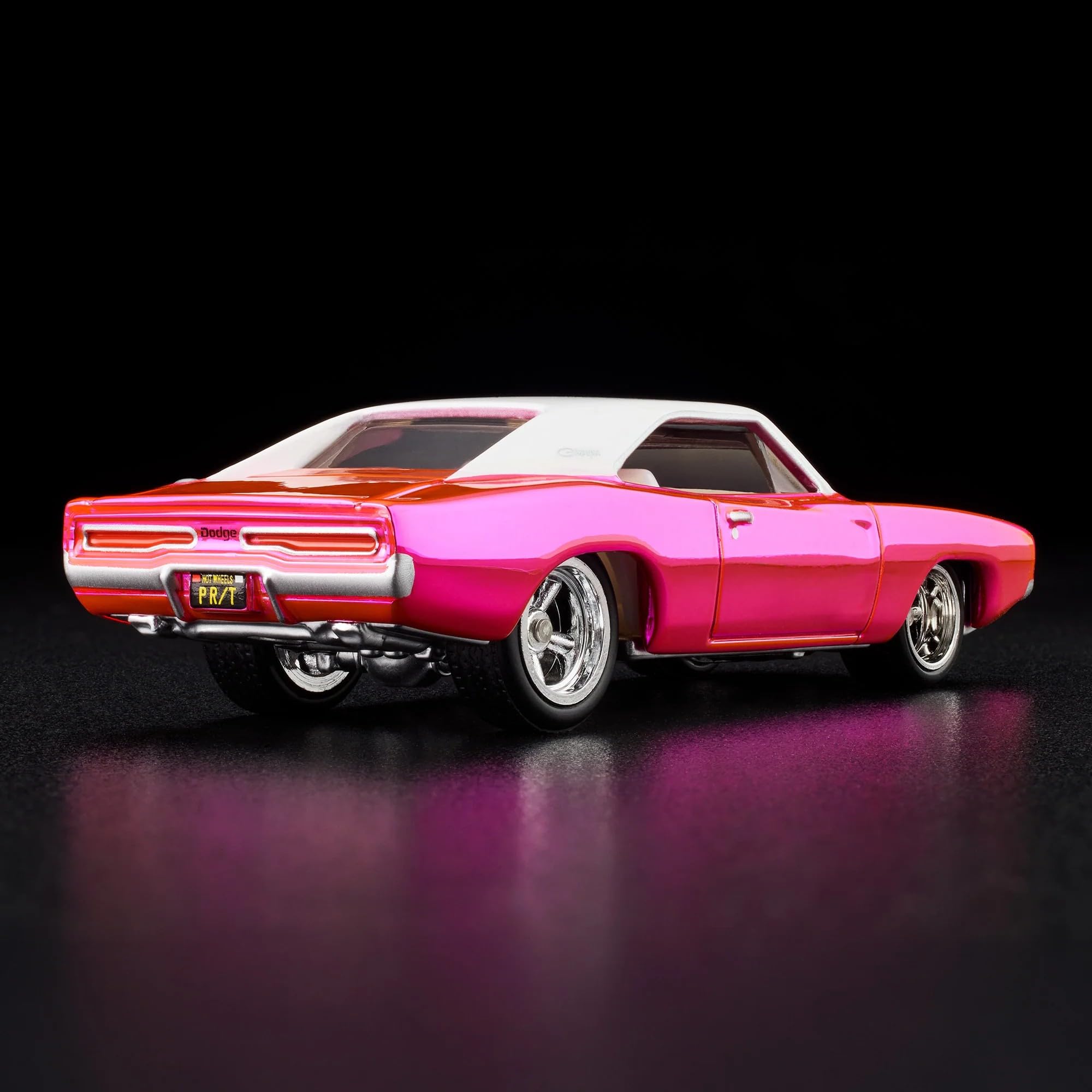 Hot Wheels RLC Dodge Charger 1969\" ピンク IMG_8139.jpg?v=1746117323