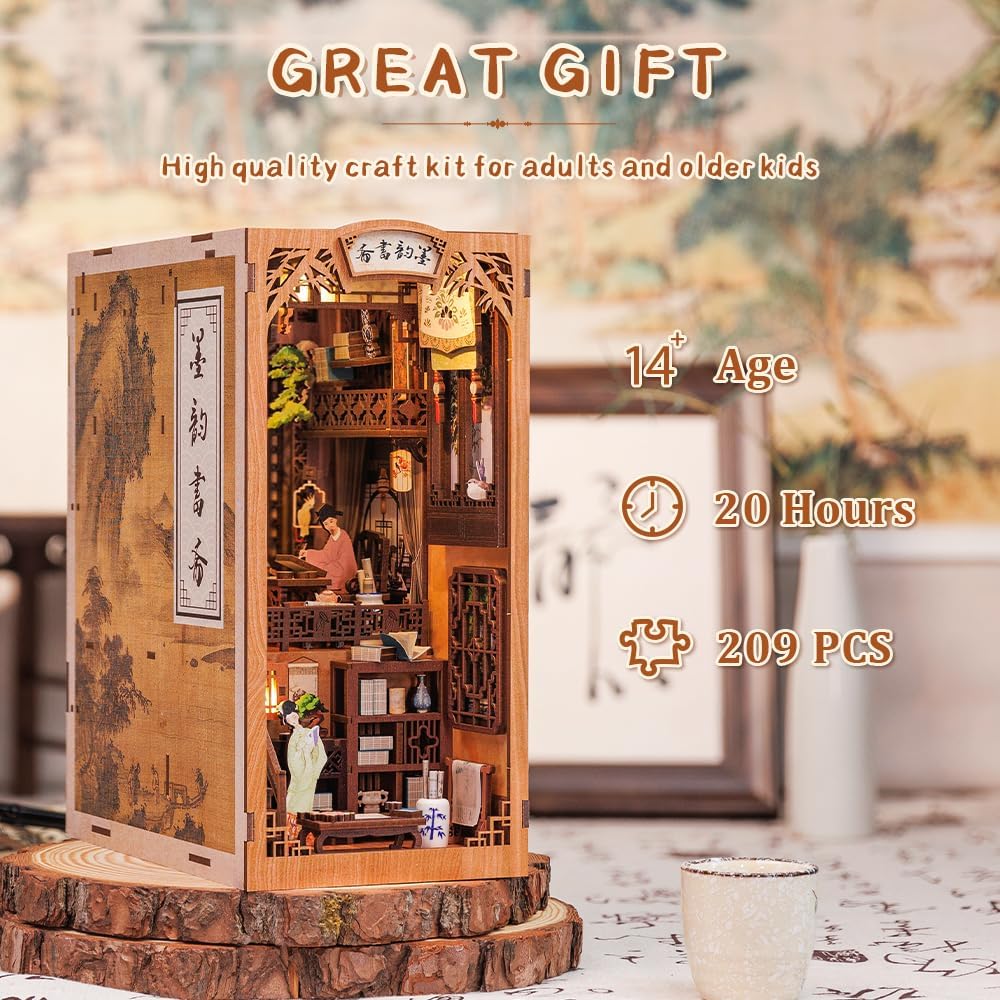 CUTEBEE fai da te Book Nook Kit con coperchio antipolvere,fai da te in miniatura casa delle bambole Booknook Bookshelf Insert Bookend Stand Modello Build Kit con luce LED (Ink Rhyme Bookstore)
