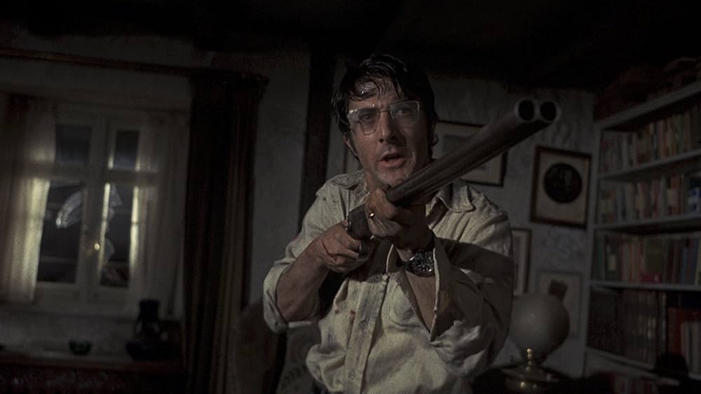 Amazon.com: Straw Dogs (The Criterion Collection) [Blu-ray