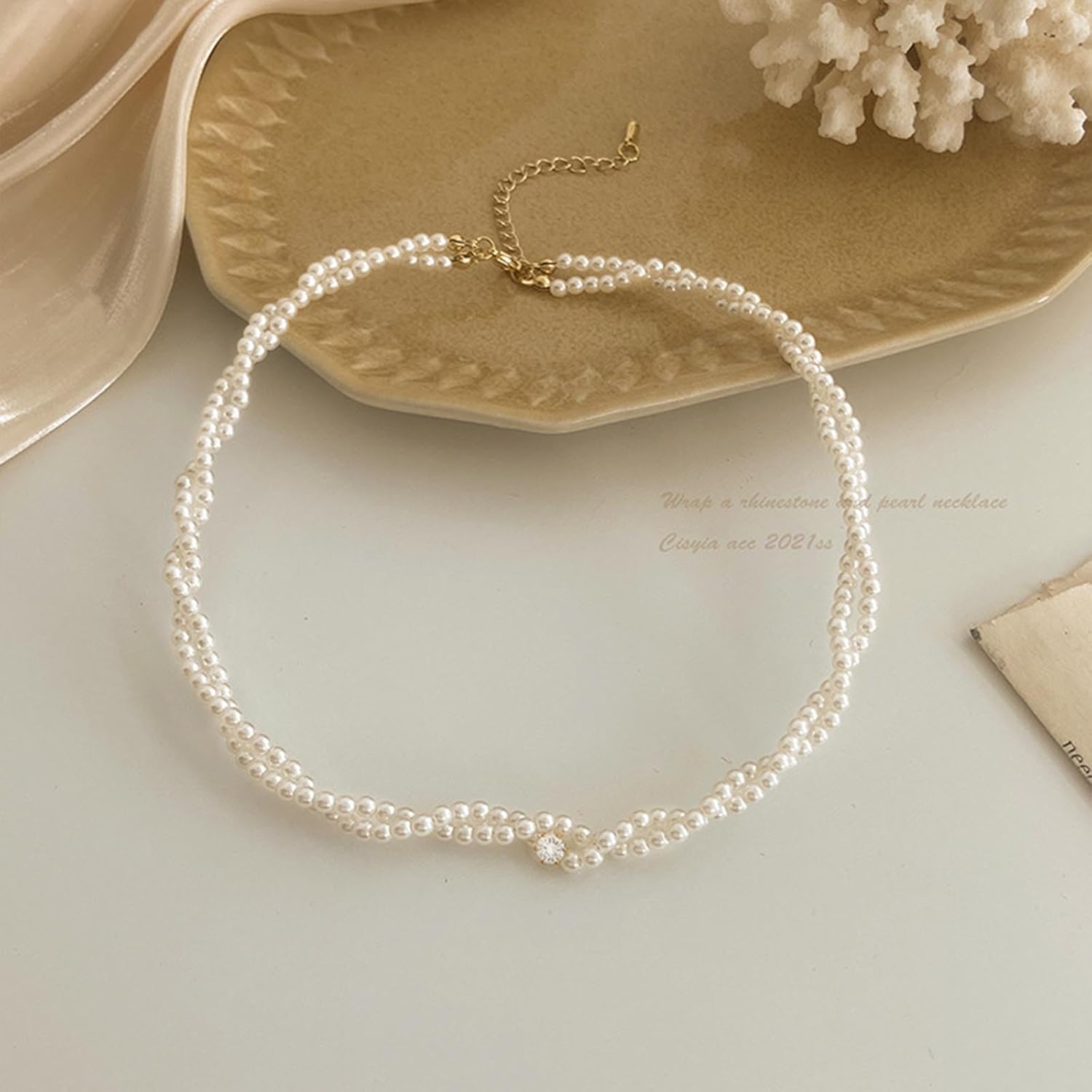 Bohemian Layered Pearl Necklace Vintage Pearl Bead Necklace Crystal Pearl Choker Necklace Pearl Wedding Necklace Jewelry for Women and Girls Gifts - Image 4