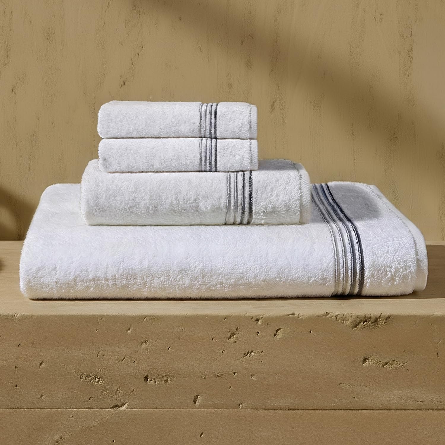 Misty Juego de 4 Toallas Premium 100% Algodón 650GSM: 1 Toalla de Baño 160x100cm + 1 Toalla de Manos 50x90cm + 2 Toallas de Cara 30x50cm | Super Absorbentes y Suaves | Toallas Baño de Lujo