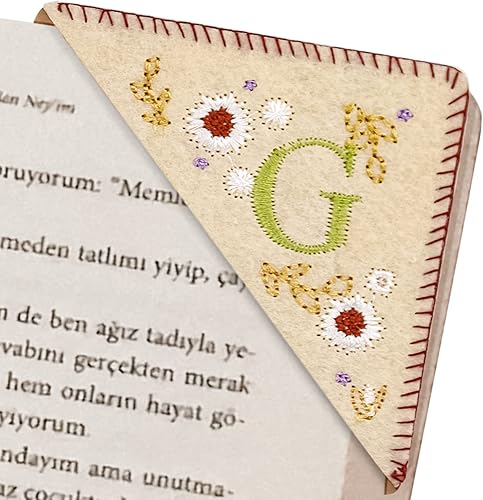 Marcapaginas de esquina bordado - Marcadores personalizados de bricolaje con diseno de triangulo de fieltro de 26 letras - Bordado y hecho a mano