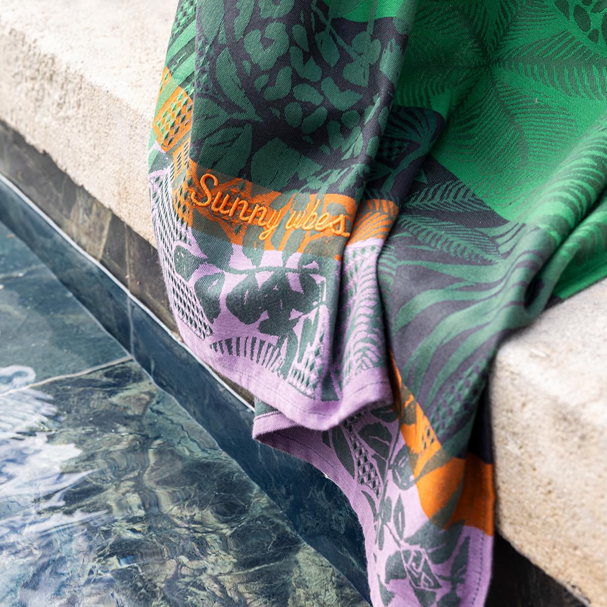 LE JACQUARD FRANÇAIS Carioca Selva Serviette de plage en coton 100 x 200 cm