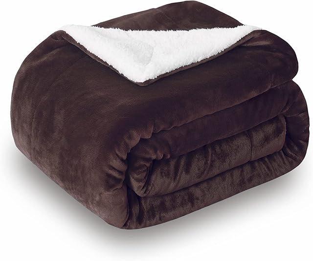 SOCHOW Sherpa Fleece Throw Blanket, Double-Sided Super Soft Luxurious Plush Blanket 127cm×150cm, Brown