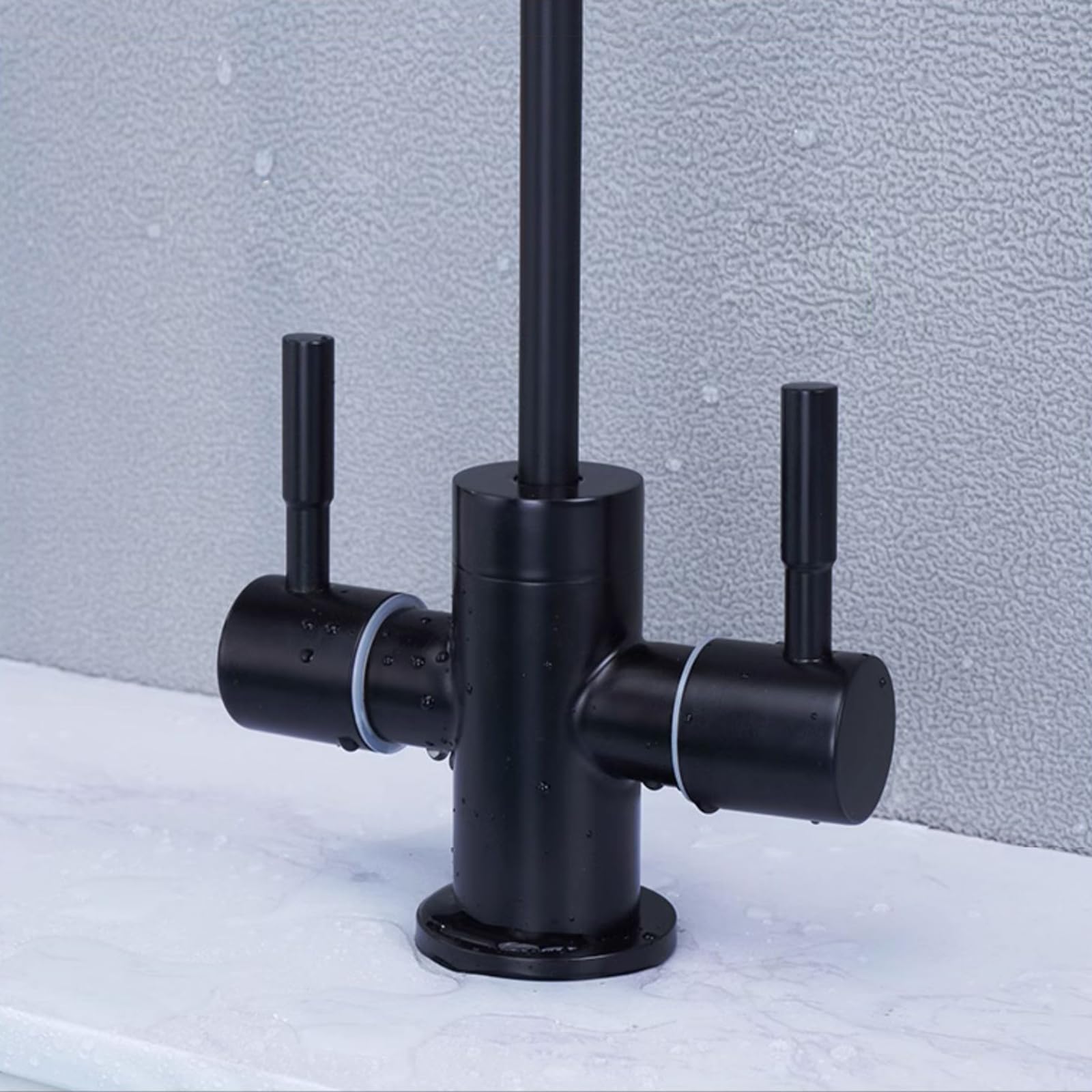 360° drehbarer Küchenarmaturfilter – Dual-Wasser-Getränke-System, gebürstetes Gold, Kaltwasser-Küchenarmatur für verbesserte Filtration und stilvolles Design