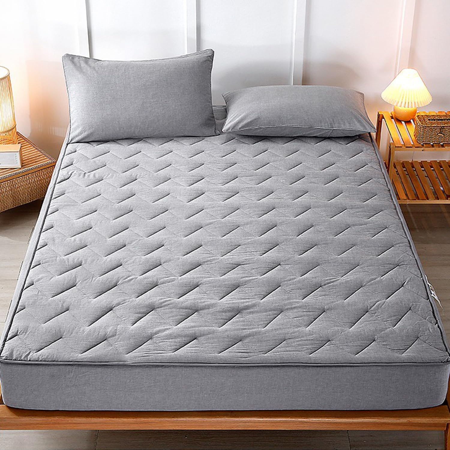 Queen Soft Mattress Protector Deep Pocket Fitted Sheet Breathable Non-Slip Non Pilling Mattress Protective Cover for Bed Wash Cotton Quilted Fitted Sheet,Light Blue,120x200cm