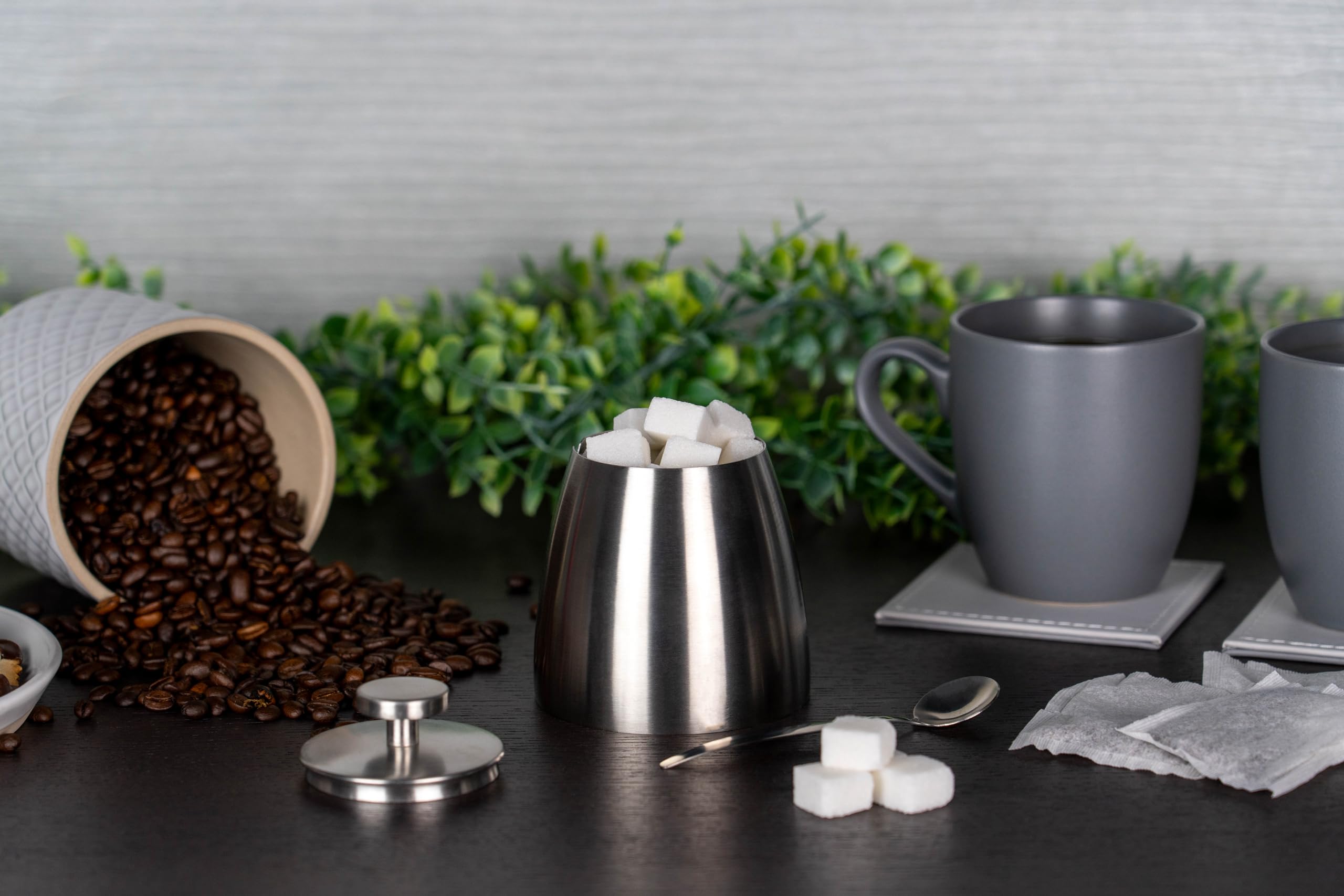 Café Stål zuccheriera in acciaio inox con cucchiaino e coperchio, Acciaio inossidabile, Satin Finish, 11.5 x 10 x 10 cm