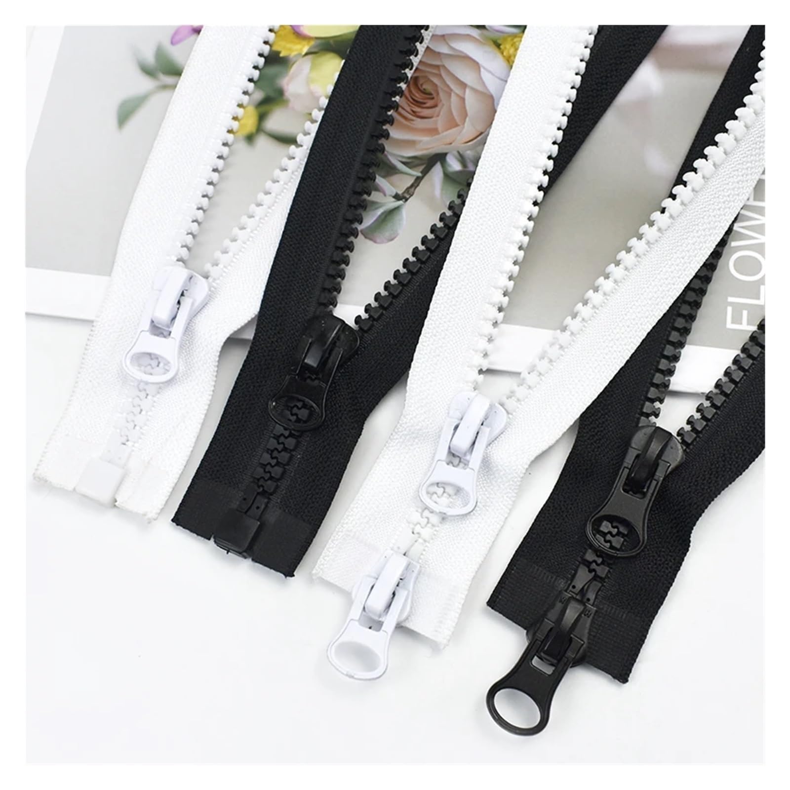cremalleras para coser, 2 cremalleras blancas y negras de doble cursor con extremo abierto for coser abrigos, ropa, tiendas campaña accesorios bricolaje(White,60CM-NO5)