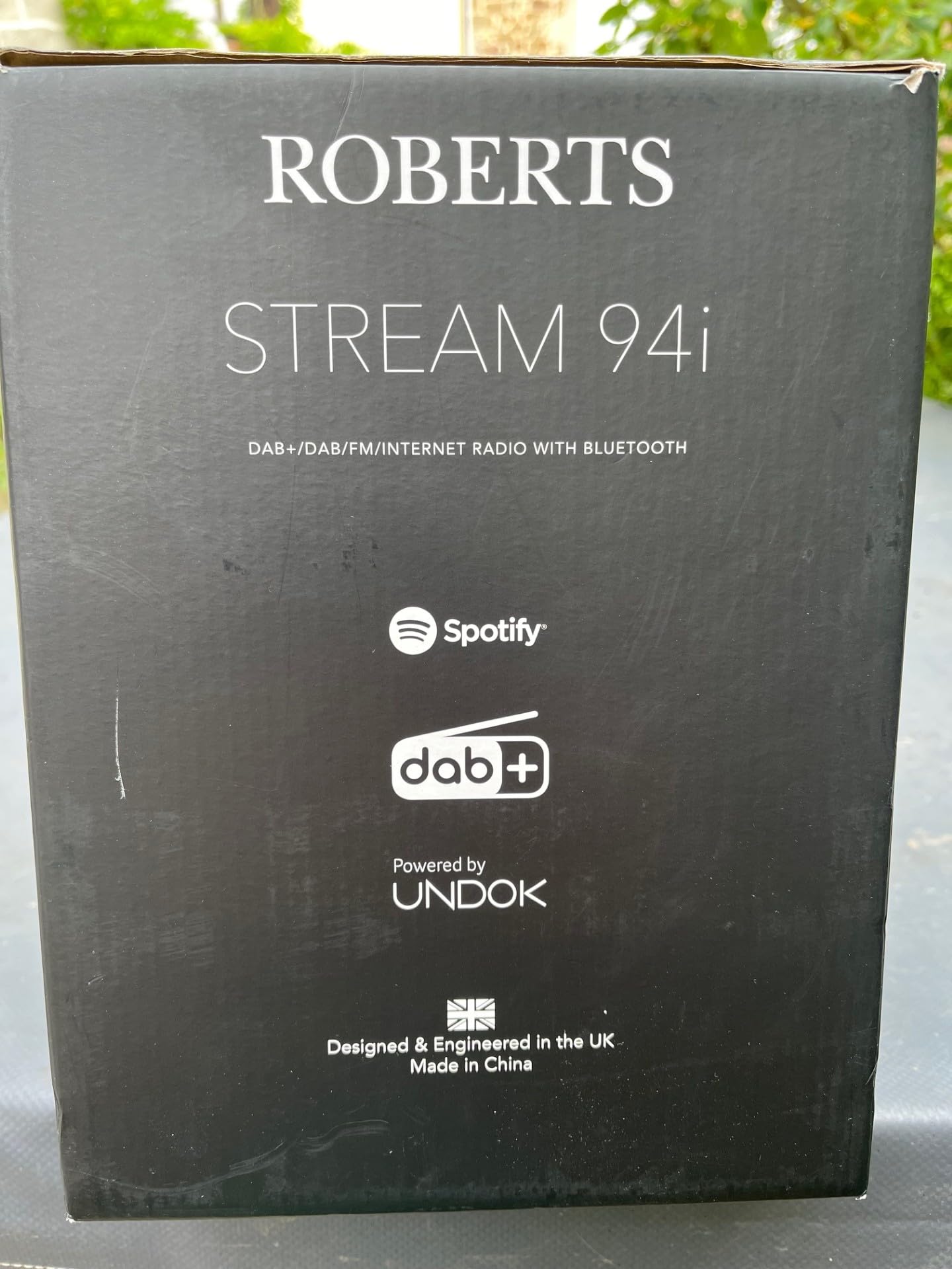 Roberts Stream 94 L Stéréo Radio Portable, Dab+/FM/Bluetooth/WiFi, Noir et Cerisier