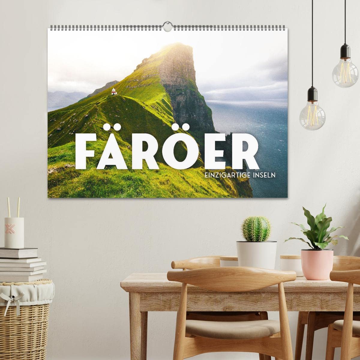 Färöer - Einzigartige Inseln (Wandkalender 2026 DIN A2 quer), CALVENDO Monatskalender: Entdecken Sie das hevorragende Färöer, so wie Sie es noch nie gesehen haben.