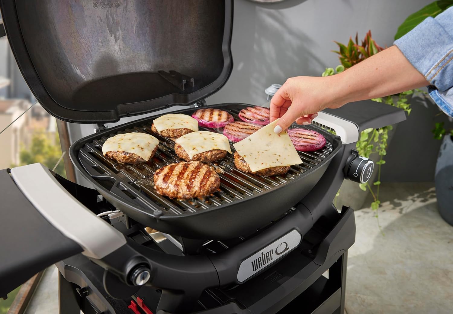 weber アウトドアガスグリル LPG Q1200 Amazon.co.jp: Weber Q 1200 ガスリル - LPガス(ブラック) ポータブル