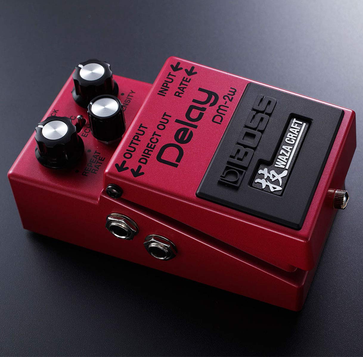 Boss DM-2w Delay Waza Edition Effekt-Gerät + keepdrum 9V Netzteil