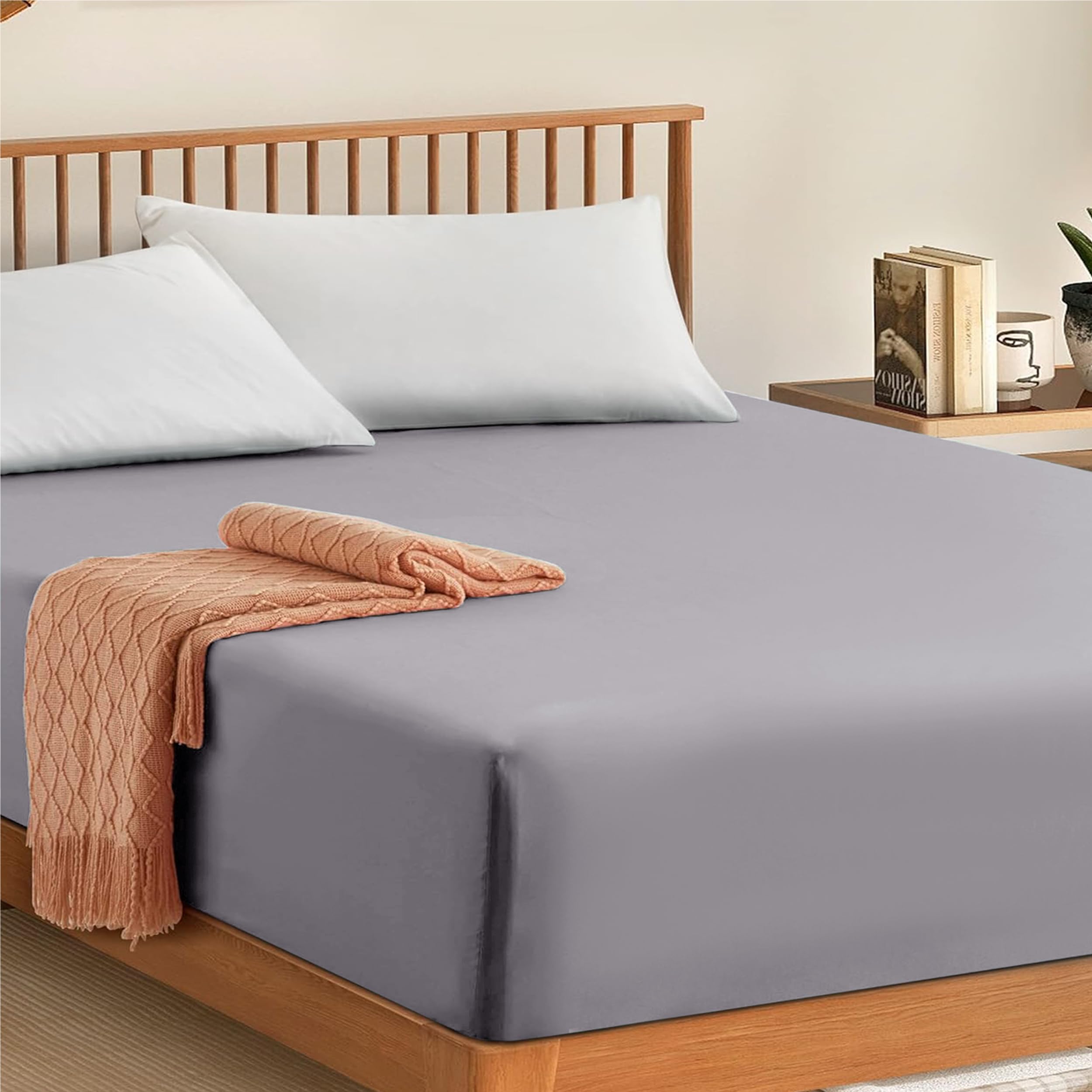 My Home Store Cotton Fitted Sheets King Size - 100% Egyptian Cotton 300TC Hotel Quality 30 cm Fitted Bedsheets (White) — view 8