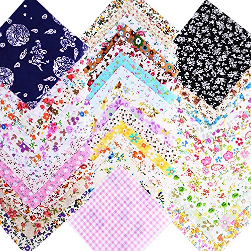 Produktbild von CraftsFabrics Patchwork Stoffe Paket – 8 Stück 40×50 Cm – 100% Baumwolle Stoffe – Fat Quarter Stoffpaket Rosa Blumenmuster –Baumwollstoff Für Nähen