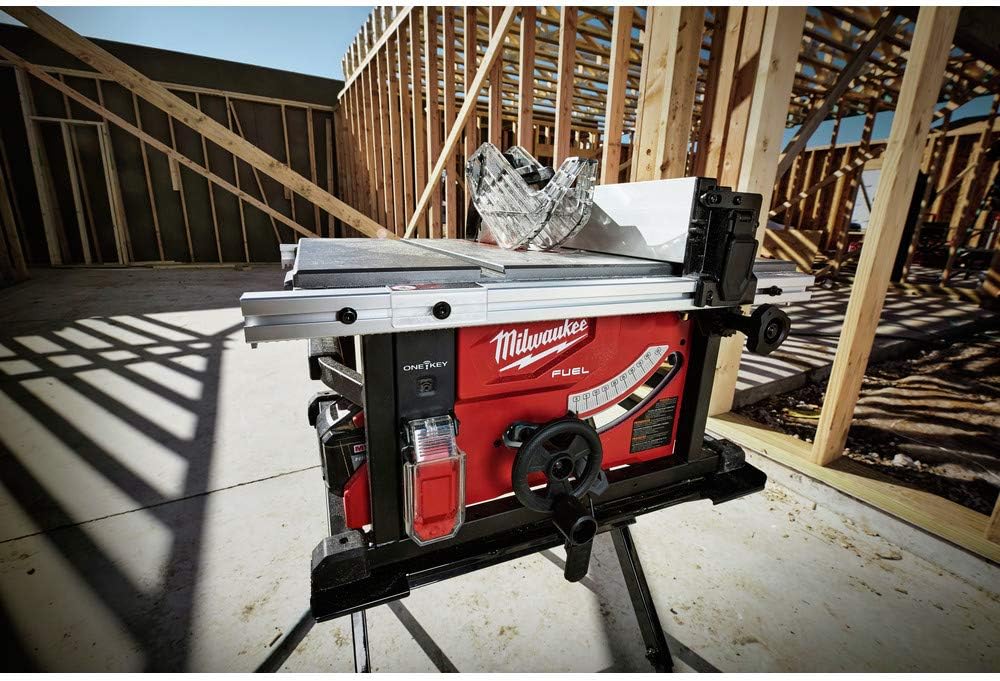 M18 FUEL 8-1/4 Table Saw with One-Key