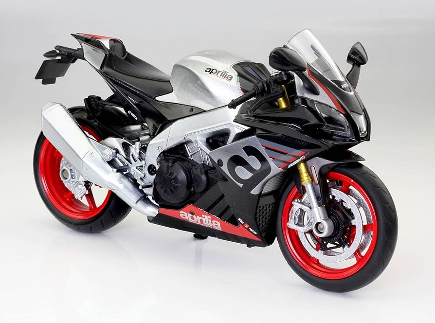 ご確認 Amazon.co.jp: DOYUSHA Diecast Motorcycle 1/12 2020 Aprilia RSV4 RR