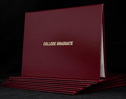 Titulares de certificados para graduados universitarios, cubiertas de diploma de cuero sintético con graduación universitaria grabada, un regalo