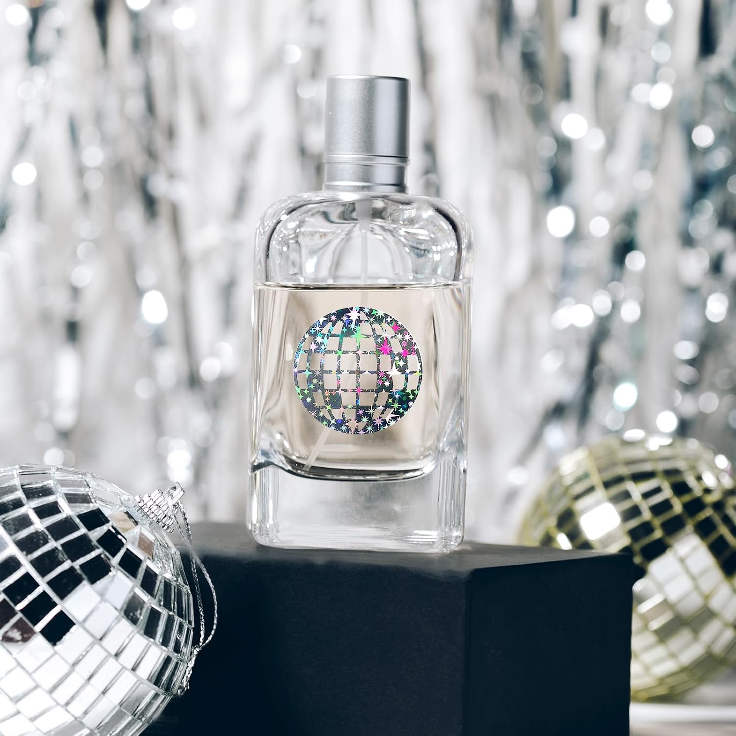 FYSUIMU 500Pcs Holographic Disco Ball Stickers Silver Disco Ball Paper Decal Sparkly Retro Sticker Label for 70s 80s Party Envelope Scrapbook DIY Supplies, 1.5 in