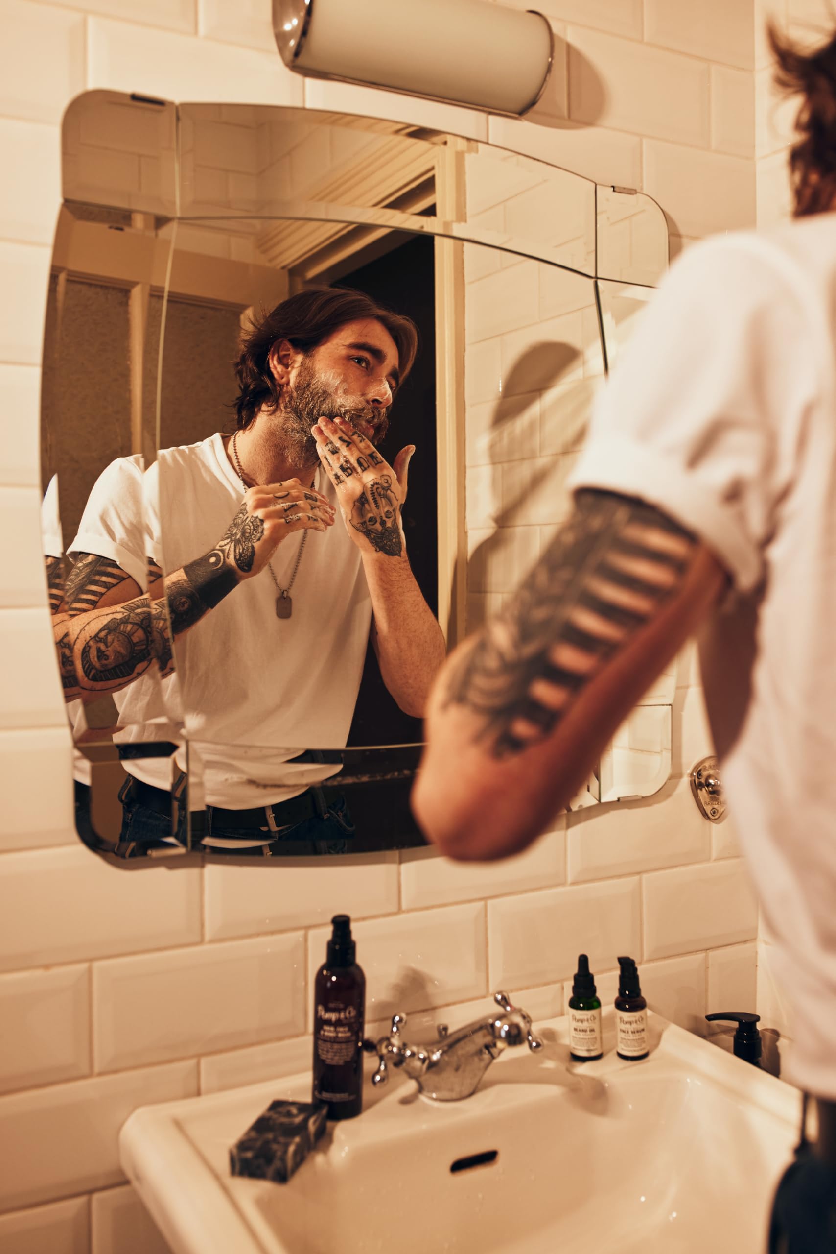 Pomp & Co Non Greasy Beard Oil, feuchtigkeitsspendendes und weichmachendes Bartöl mit Jajoba- und Arganöl 30ml