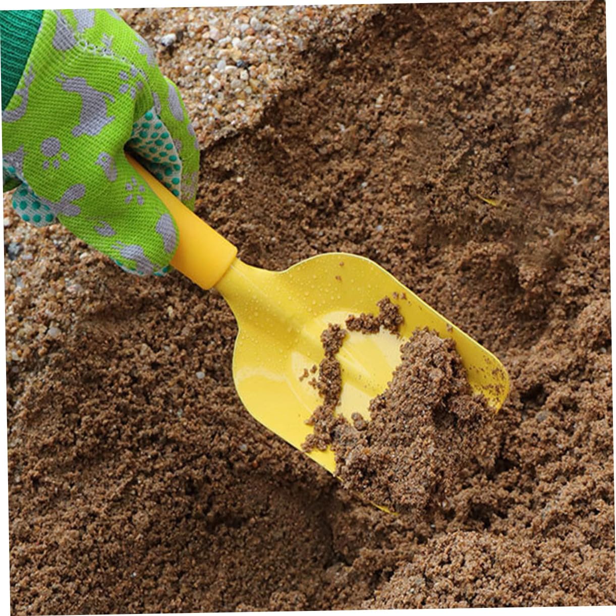 Wakauto 3Pcs Garden Shovels Gardening Tools Lightweight Rake for Outdoor Planting Smooth Surface Design for for Gardening Activities