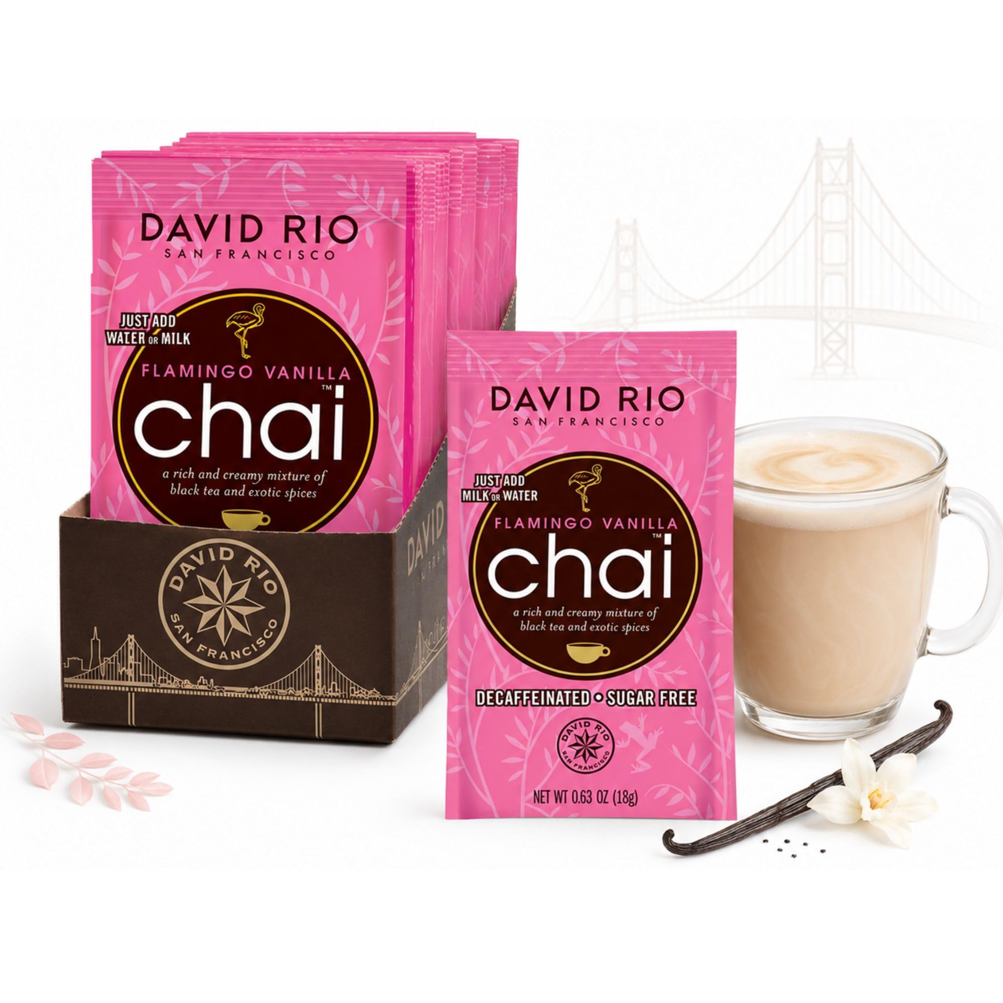 David Rio Flamingo Vanilla Chai Display I 12 x 18g Sachets I mit echten Zutaten I entkoffeiniertem schwarzem Tee, Vanille, Zimt & Kardamom, zuckerreduzierter Chai Tee ohne Koffein