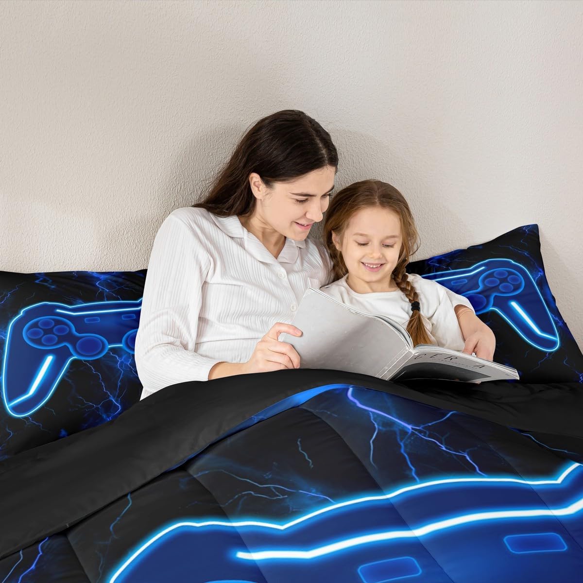 Feelyou Gamer Bedding Set Toddler Size Gaming Bedding Set for Kids Teens Adults Blue Lightning Modern Game Console Controller Duvet Quilt Game Room Decor 2Pcs with 1 Pillow Case All Season Soft