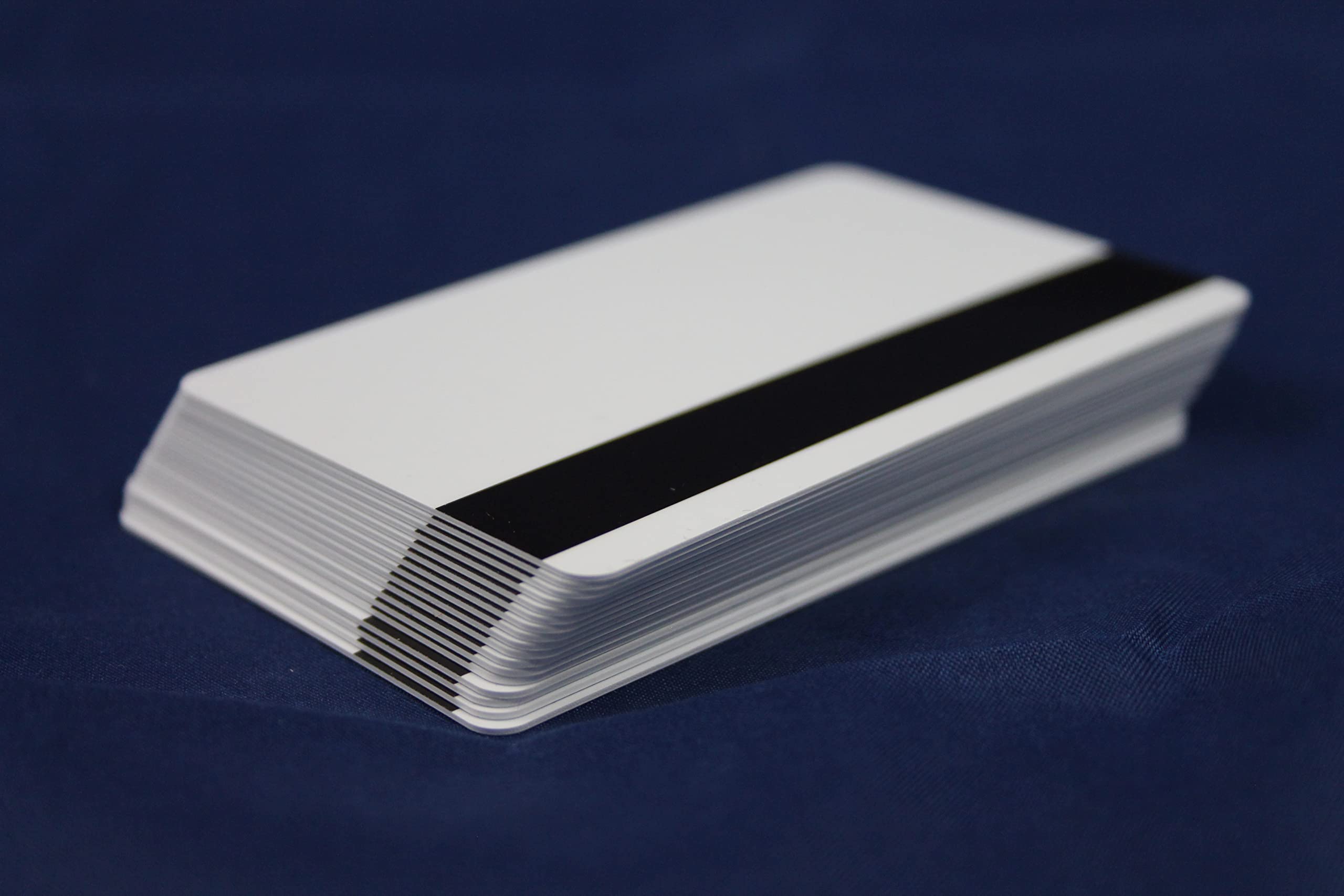 PVC Plastikkarte mit HiCo Magnetstreifen 4.000Oe, weiß (VPE 500 Stk.)