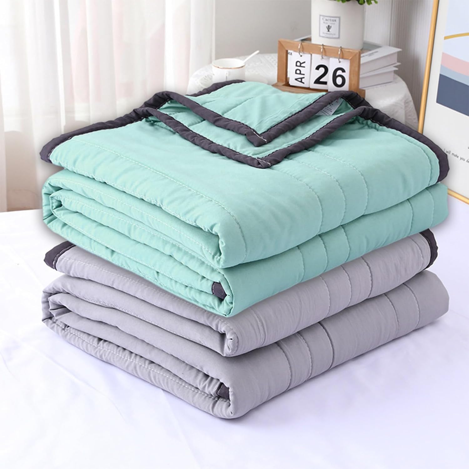 RR-INTL Summer Cooler Quilt for Hot Sleepers and Night Sweats, Ice Blanket for Sleeping, Double Sided Cold Effect Blanket Cooler Fiber, Ice Blanket for All-Season Lightweight Home (Blue, 200 * 220cm)