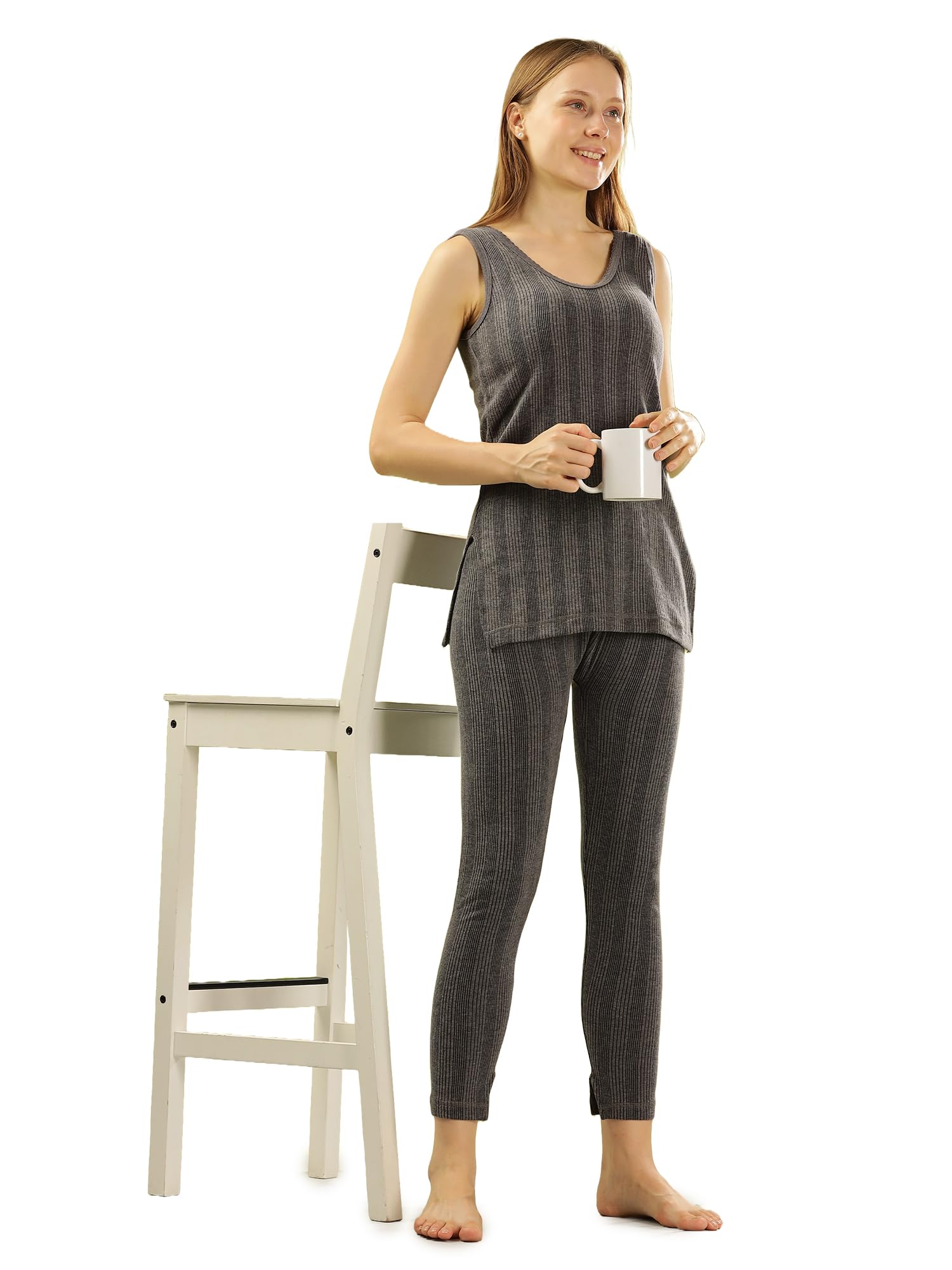 Ultra Thermal Solid Sleeveless Round Neck Women Top & Pyjama Set