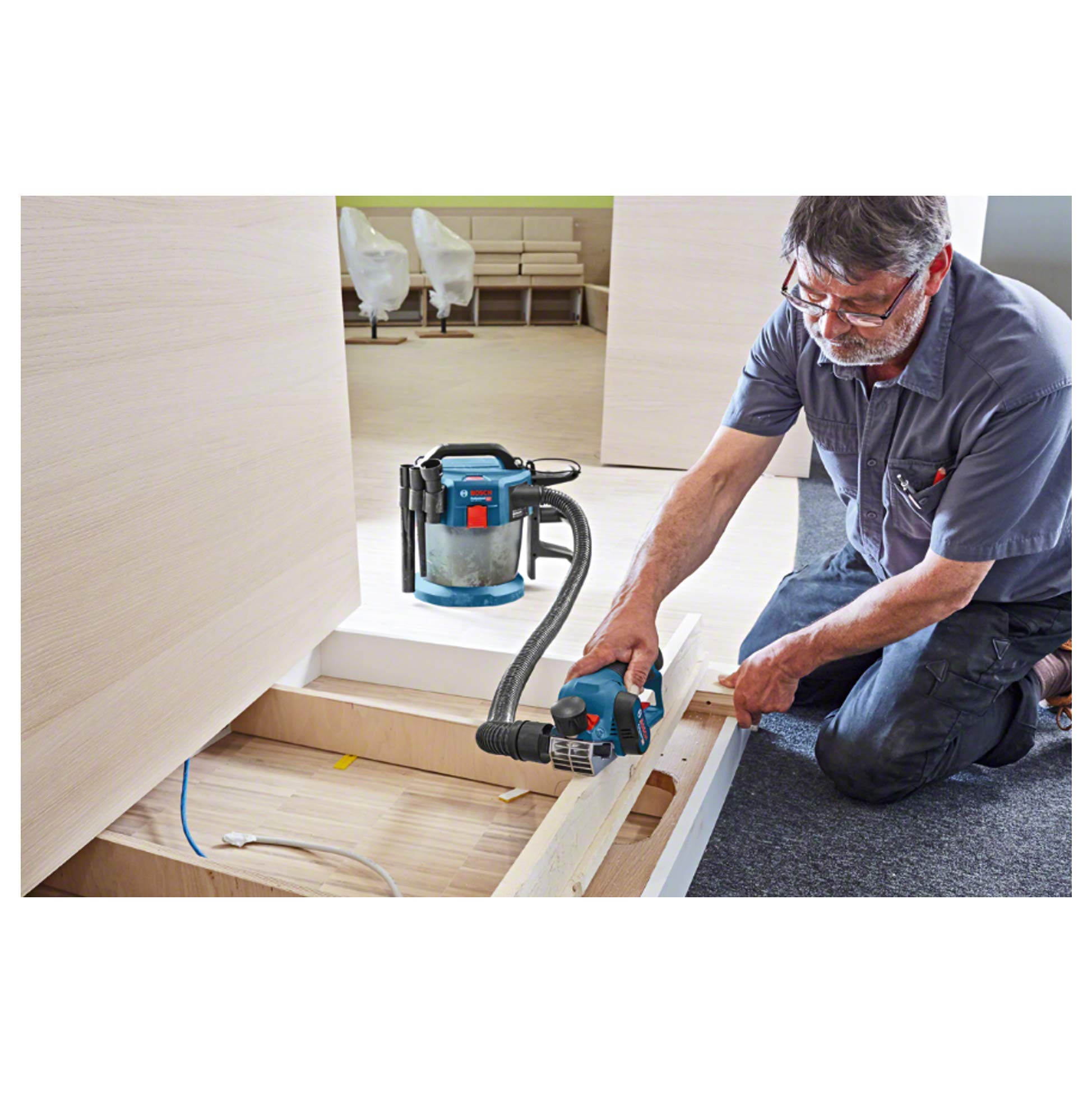 Bosch Professional 12V System cepillo a batería GHO 12V-20 (anchura del cepillo máx.: 56 mm, sin batería/cargador)