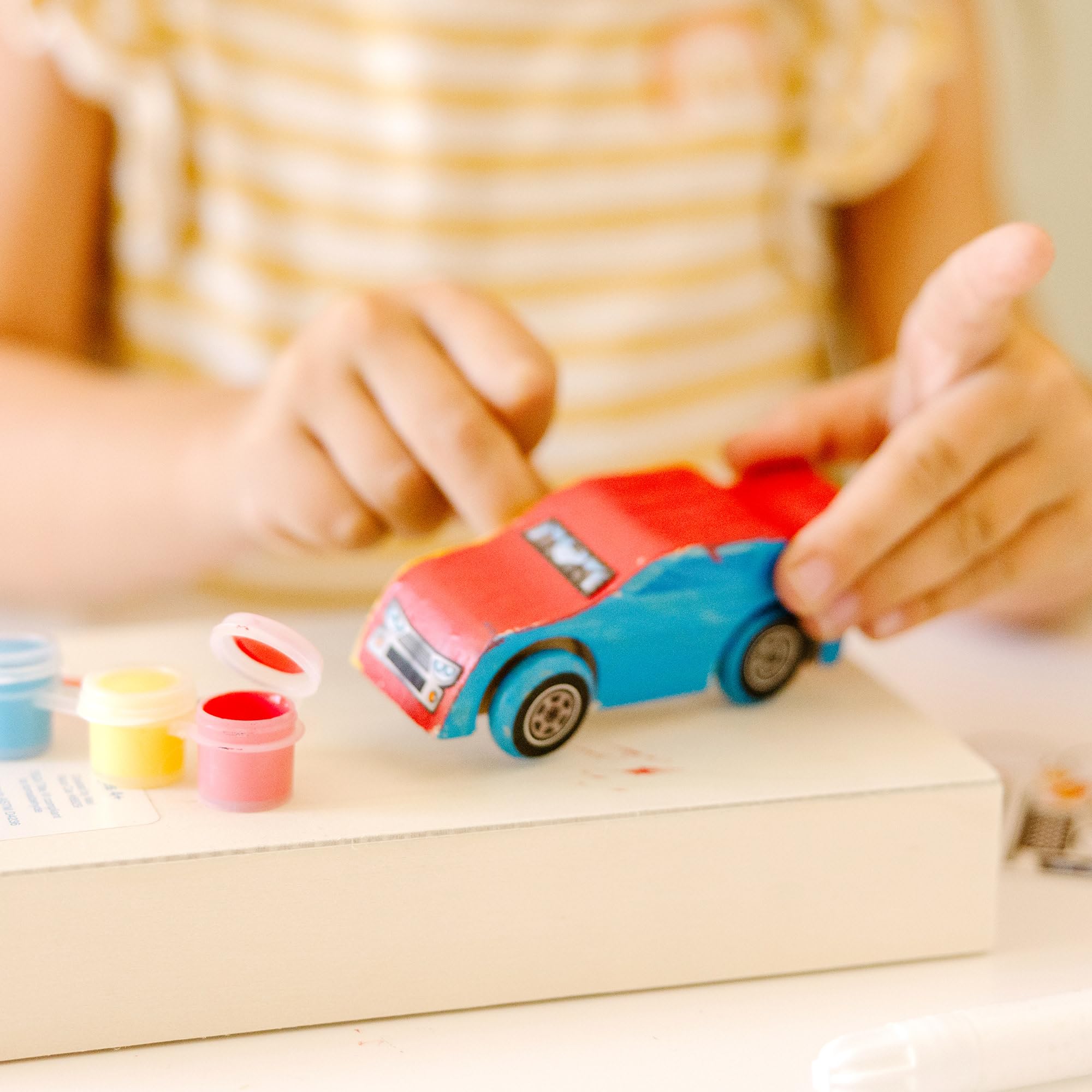 Melissa & Doug Samochód wyścigowy | Sztuka & Rękodzieło | Pretend Play | 3+ | Prezent dla chłopca lub dziewczyny