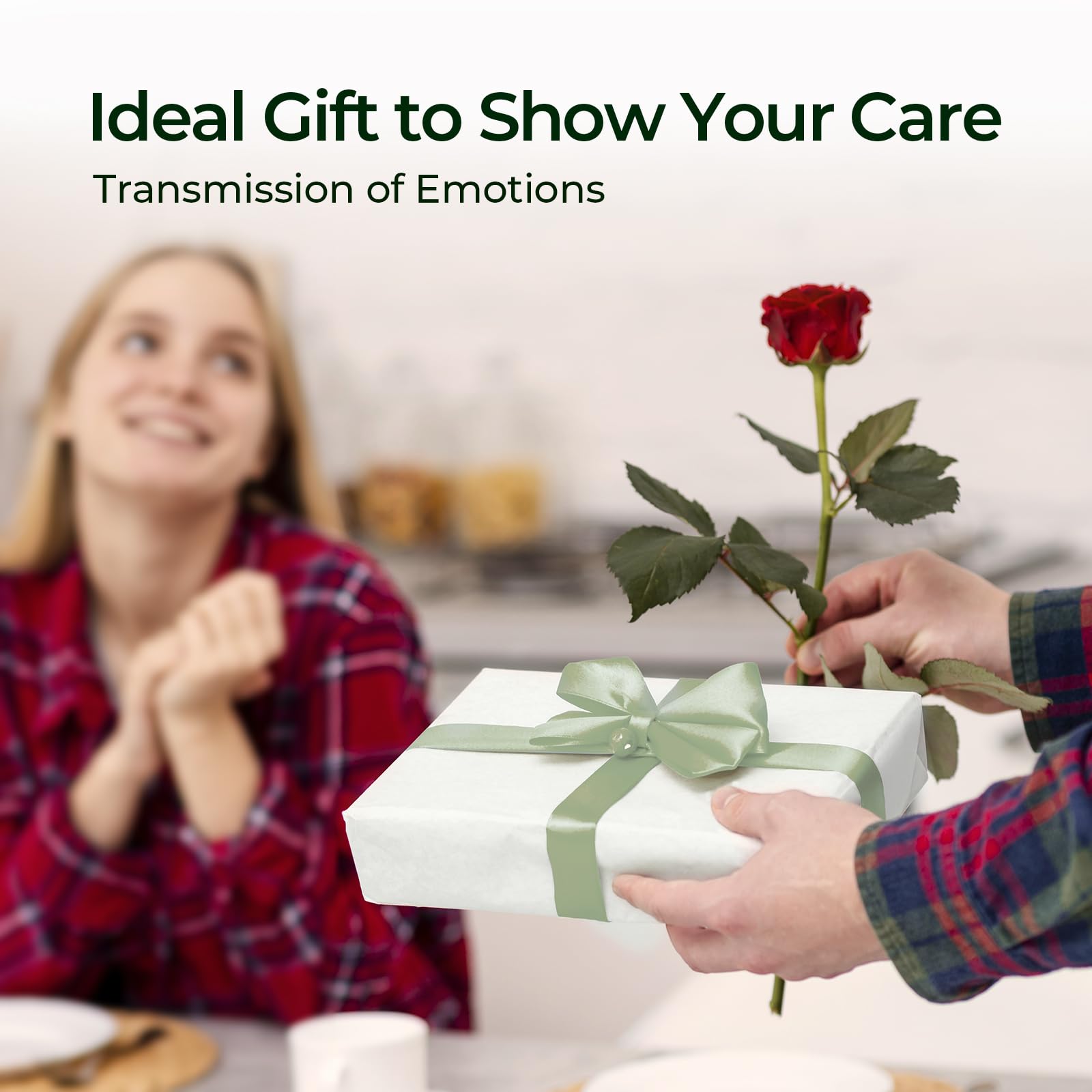 Keechee Bamboo Cutting Board, Durable Wood Cutting Boards for Kitchen with Deep Juice Grooves & Built-in Handles, Ideal Charcuterie & Chopping for Meat, Vegetables and Fruits Ideal Kitchen Gifts: Natural Bamboo 17.9"L x 12"W