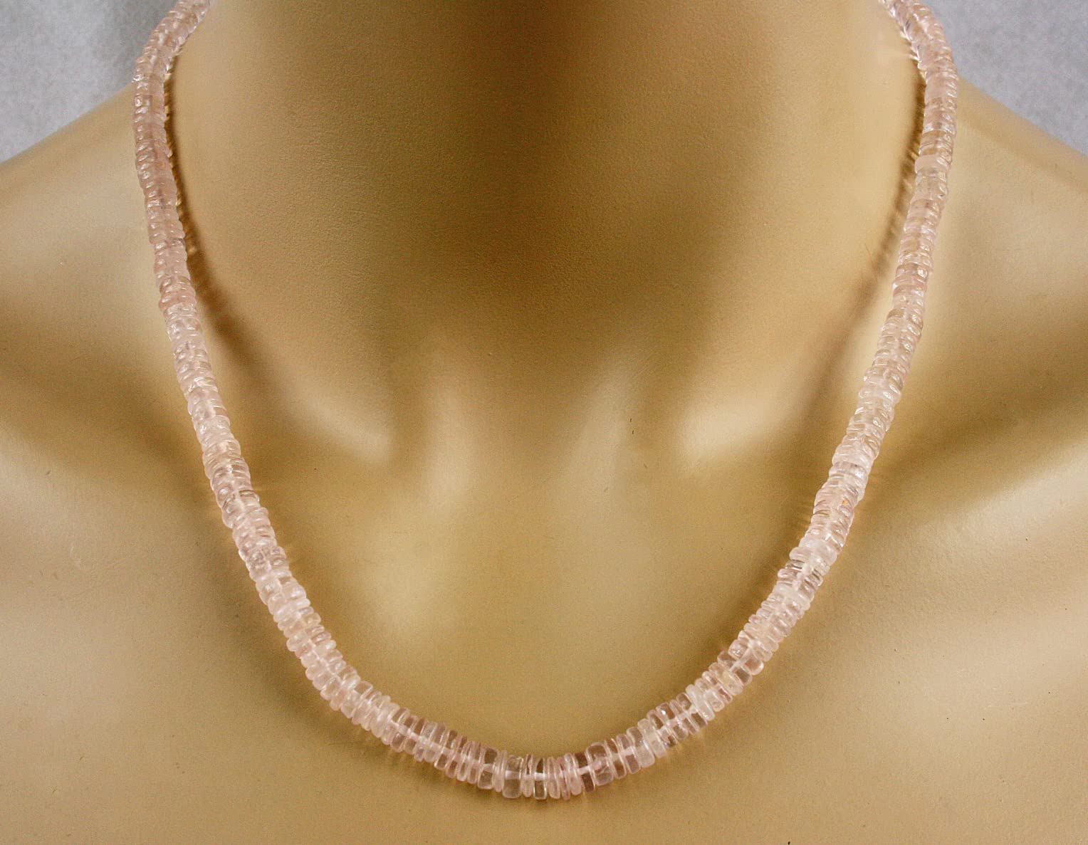 Rosenquarz Kette – Collier in rosa, mit facettierten runden Scheiben, 105,50 Karat