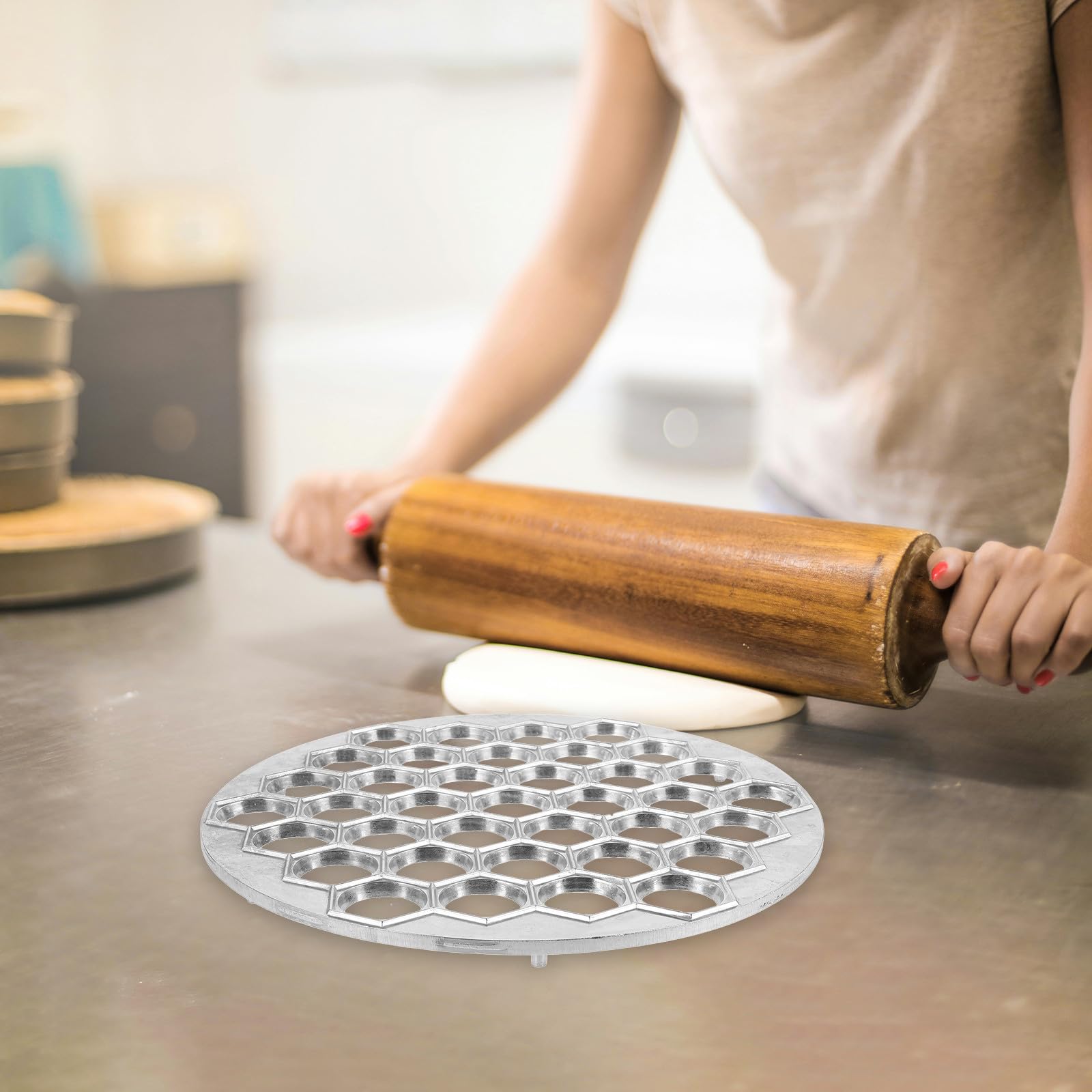 Stampo per Ravioli fare 37 Dumplings Contemporaneamente 37 Fori in Lega Facile da Pulire Forma Creativa Piatta Utensile da Cucina per Casa e Ristorante