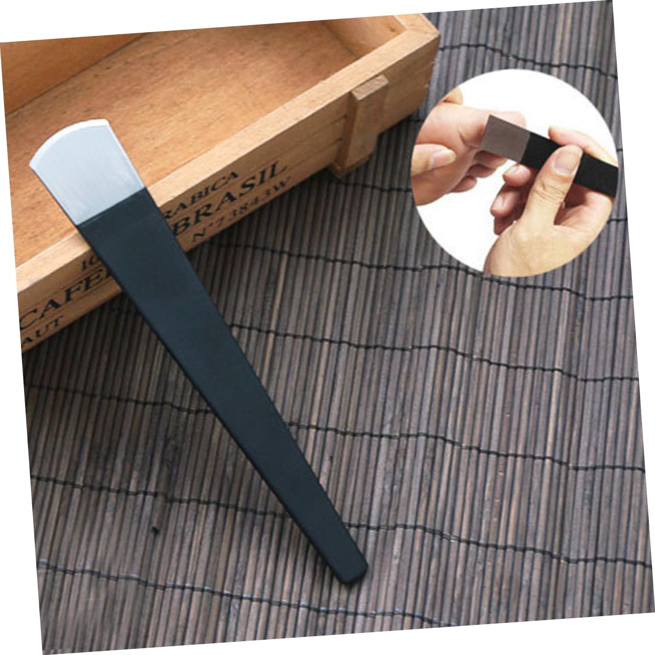 7pezzi Strumenti Professionali Per Pedicure Rimuovi Cuticole Secche e Delle Unghie Kit Manicure Completo Per Uso Domestico e Professionale