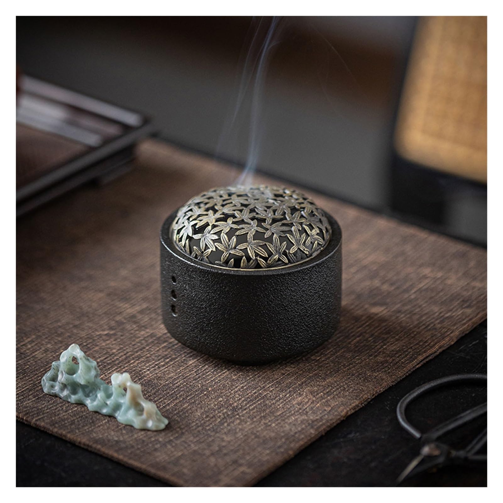 Incense Holder Base Ceramic Incense Burner, Holder, Household Indoor, Tea Table, Aromatherapy Furnace, Ceremony(B)
