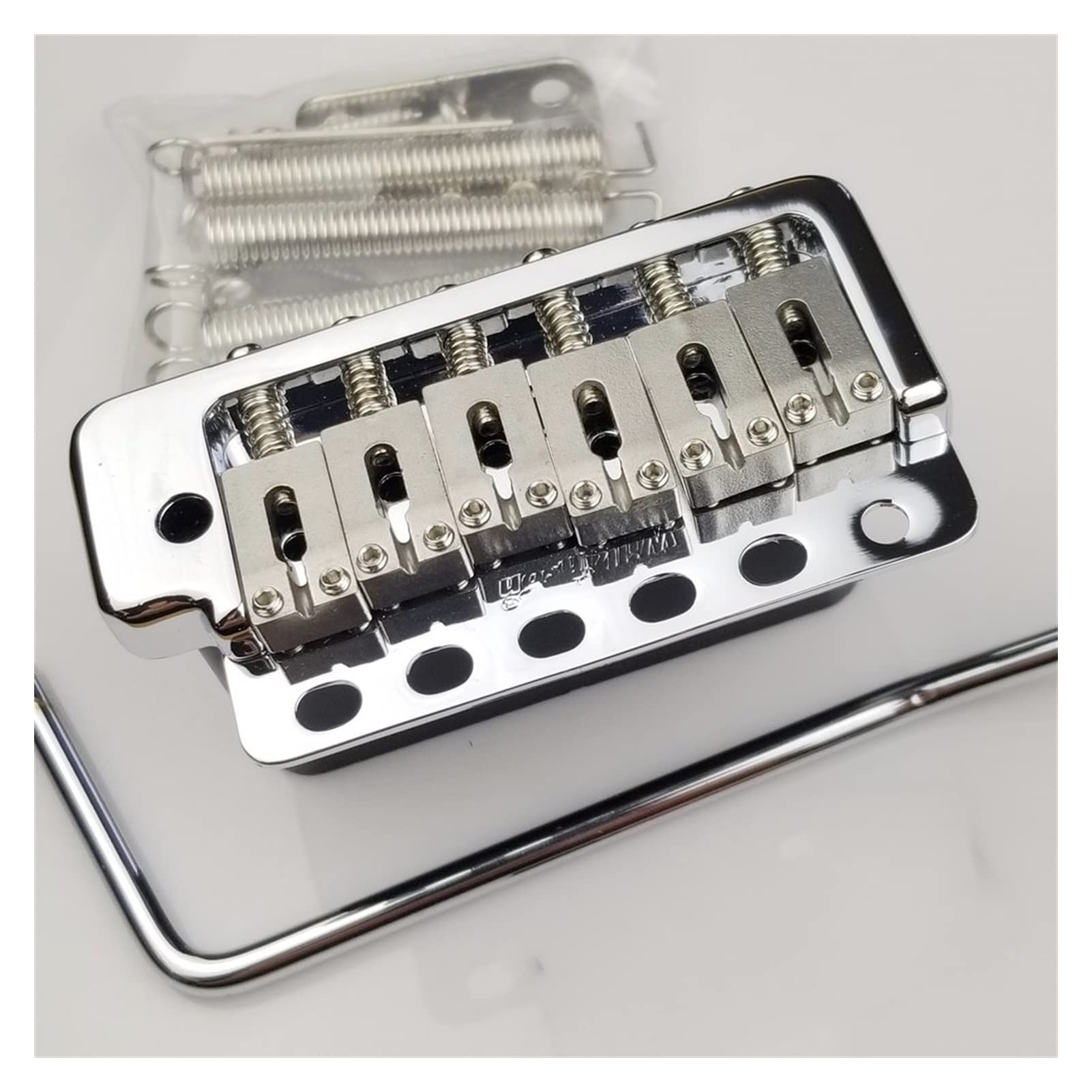 Parti di ricambio chitarra Argento Cromato San Guitar Elettrico Tremolo System Bridge + Selle In Acciaio Inox