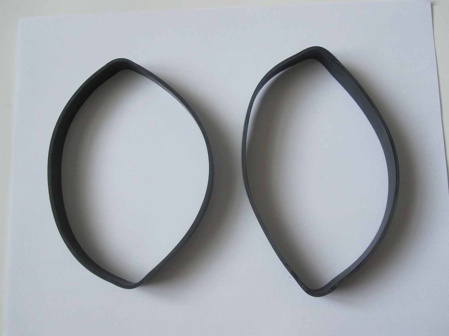 Genuine Bissell Style 2 Belts (2 Pack)