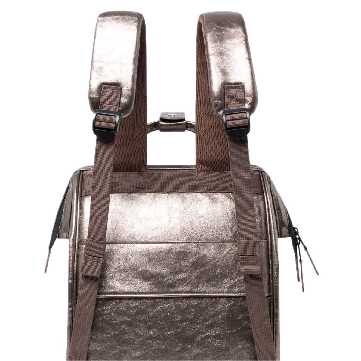 CABAIA - Sac à Dos Adventurer Louisville - Medium 18L - Déperlant - Compartiment Ordinateur Portable 13" - 2 Poches - Certifié Vegan - Sac Voyage, Affaires, École pour Homme et Femme - Marron